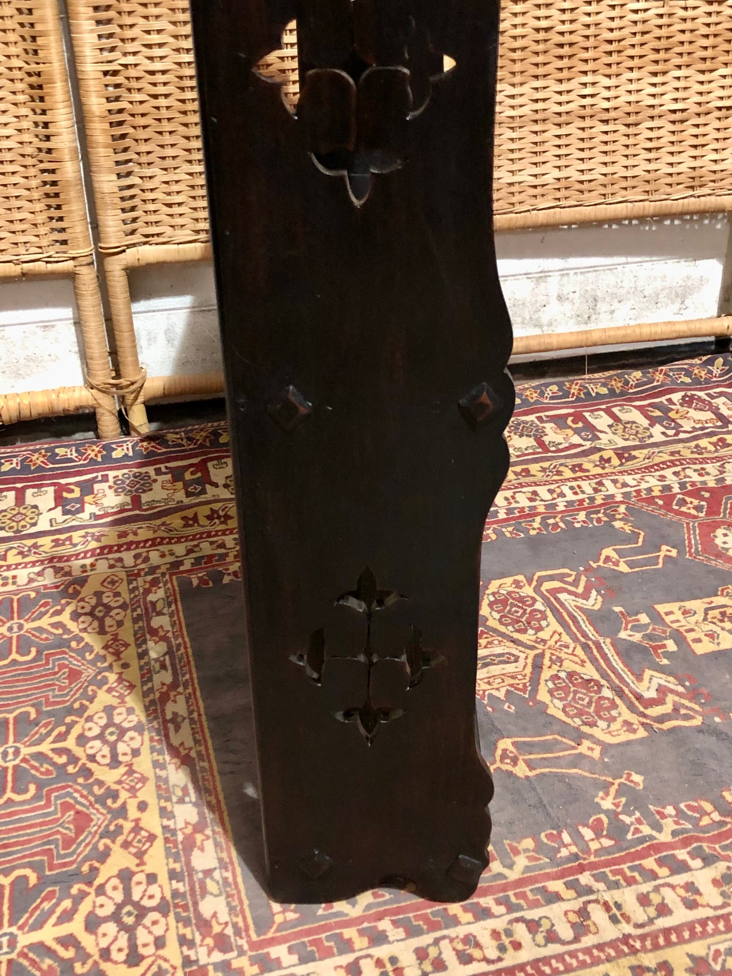 000600....Handsome Set Of Arts And Crafts Style Shelves