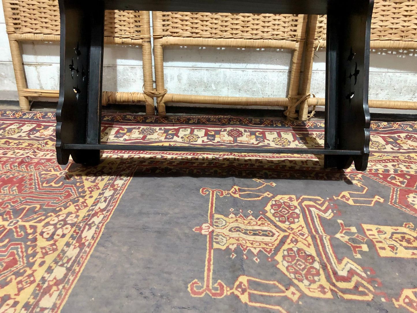 000600....Handsome Set Of Arts And Crafts Style Shelves