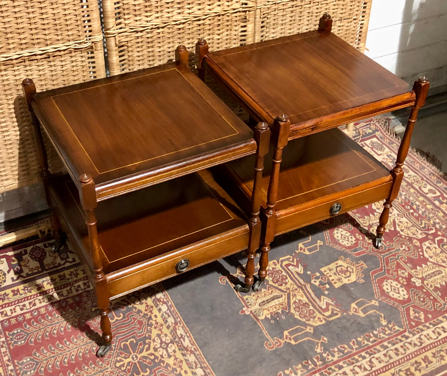 000591....Handsome Pair Of Vintage Mahogany Bedside Tables