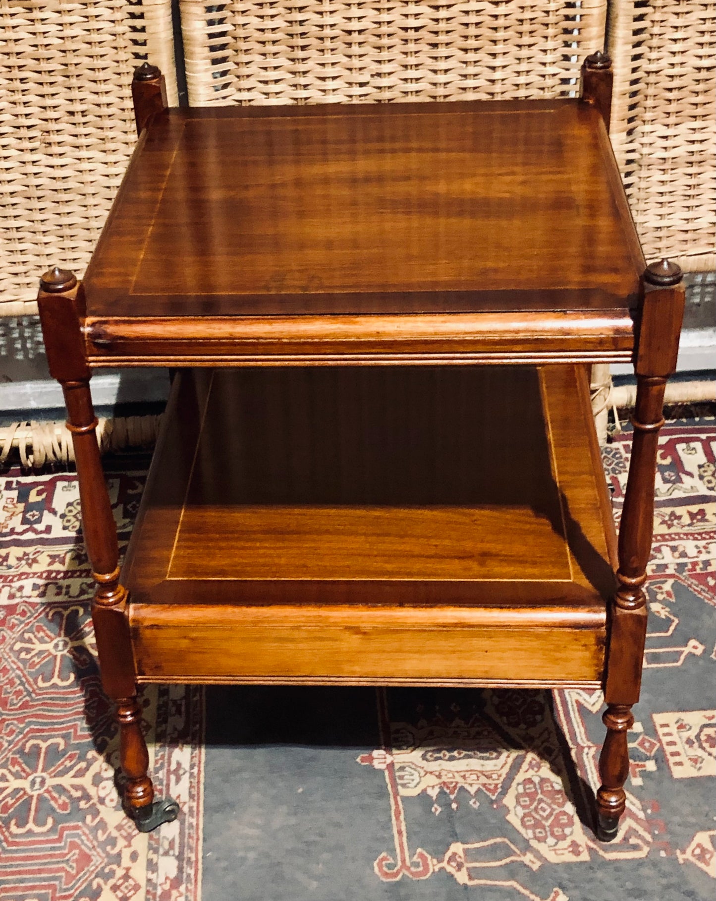 000591....Handsome Pair Of Vintage Mahogany Bedside Tables