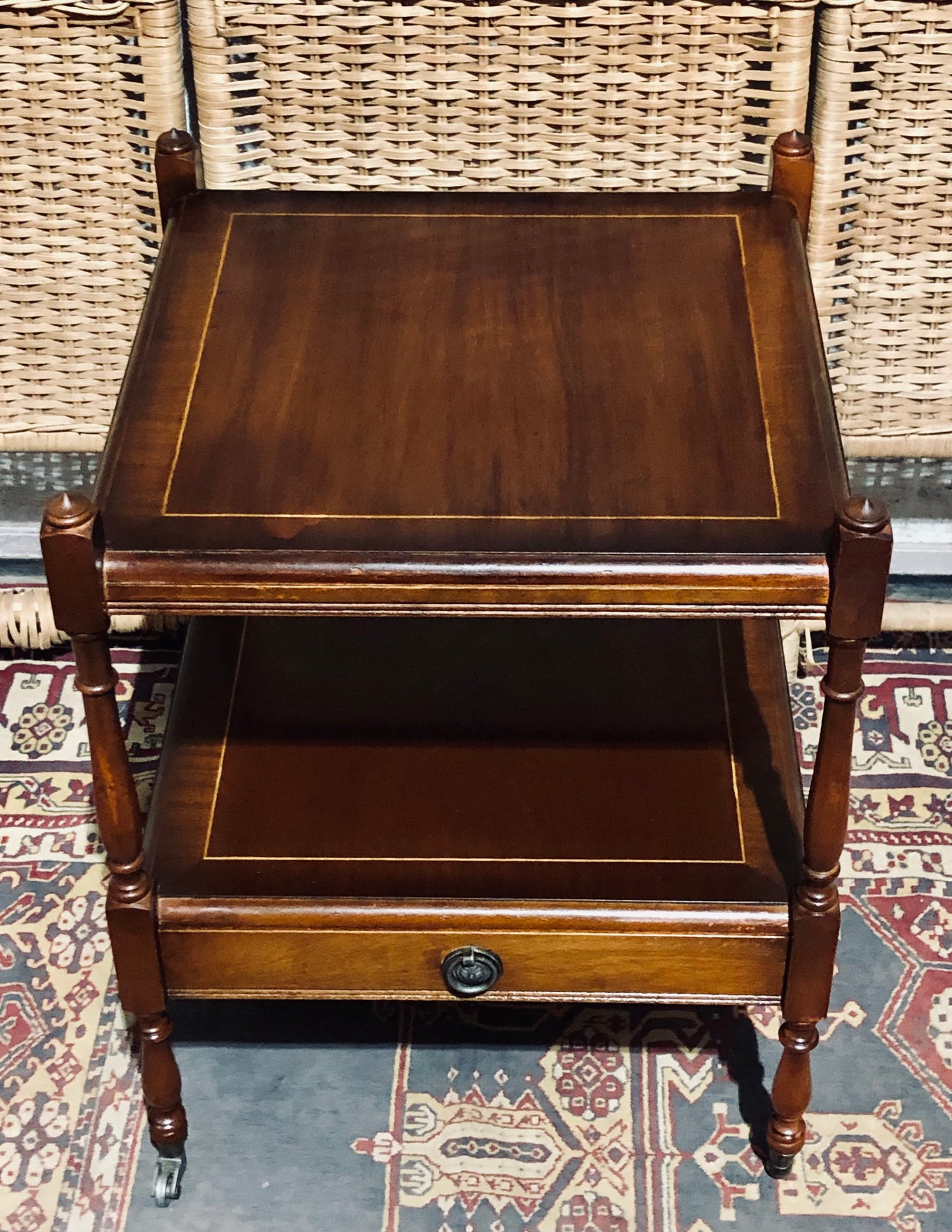 000591....Handsome Pair Of Vintage Mahogany Bedside Tables