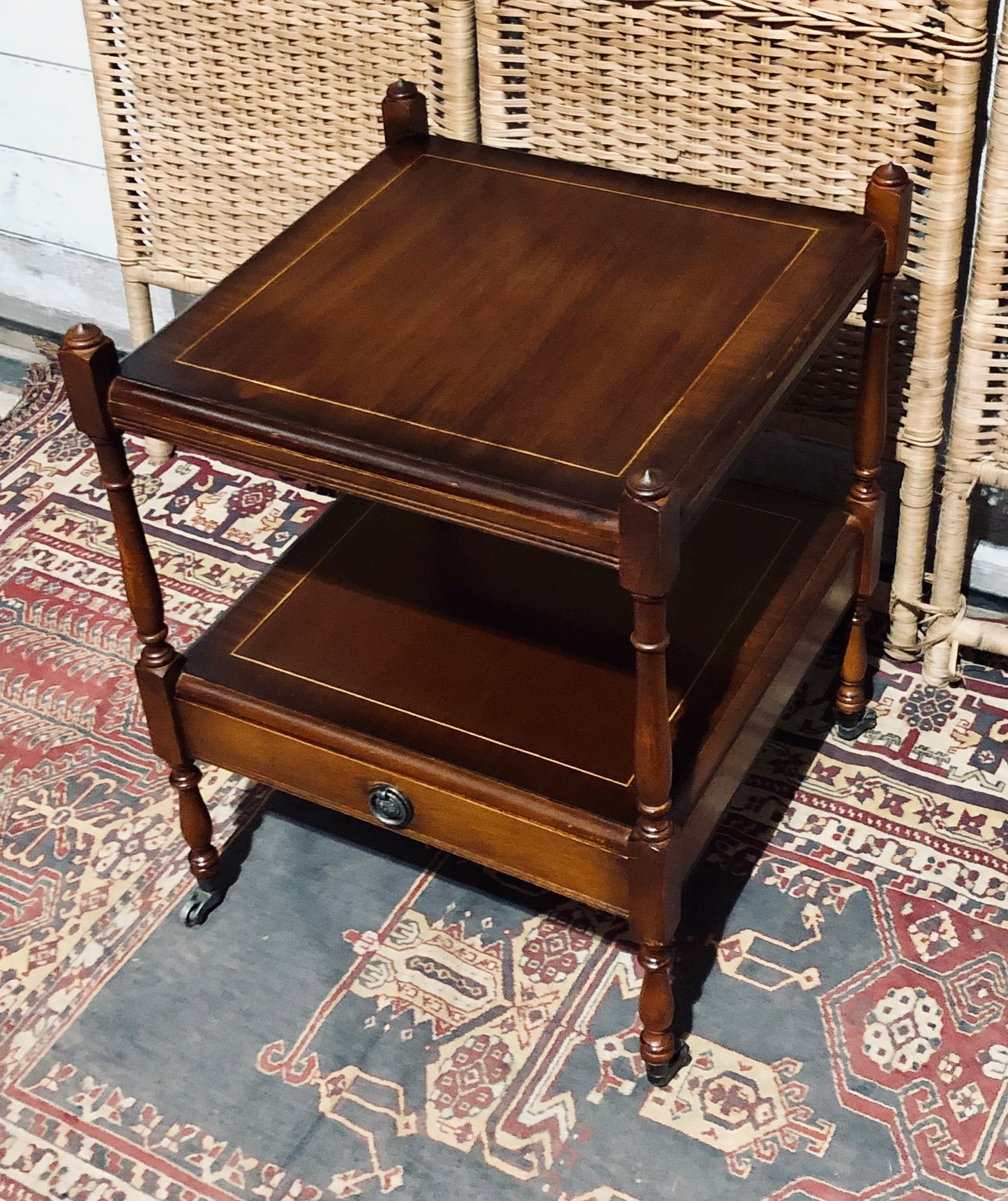 000591....Handsome Pair Of Vintage Mahogany Bedside Tables