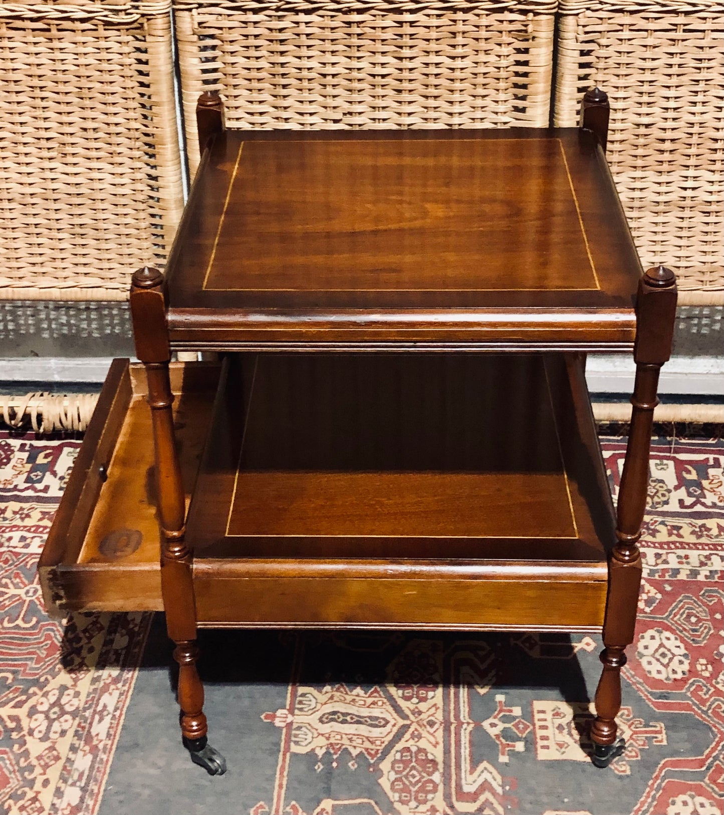 000591....Handsome Pair Of Vintage Mahogany Bedside Tables