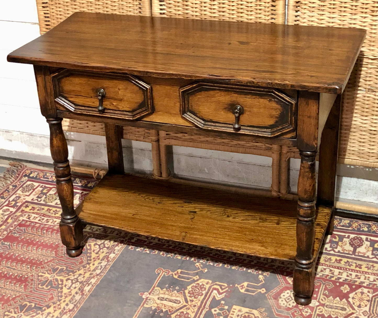 000588....Handsome Antique Jacobean Style Oak Side Table