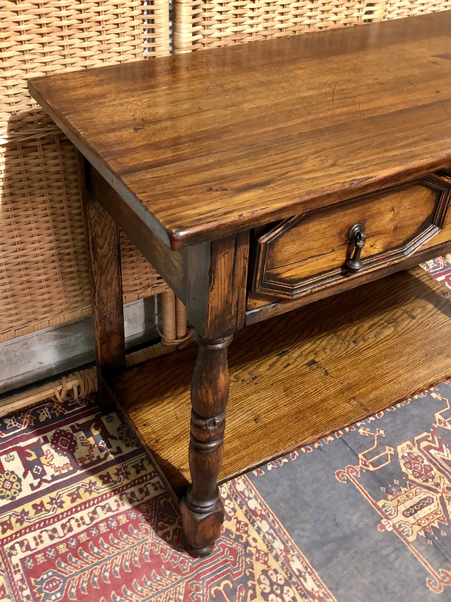 000588....Handsome Antique Jacobean Style Oak Side Table