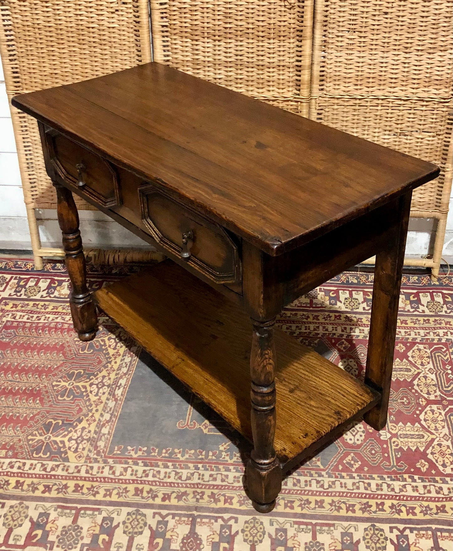 000588....Handsome Antique Jacobean Style Oak Side Table