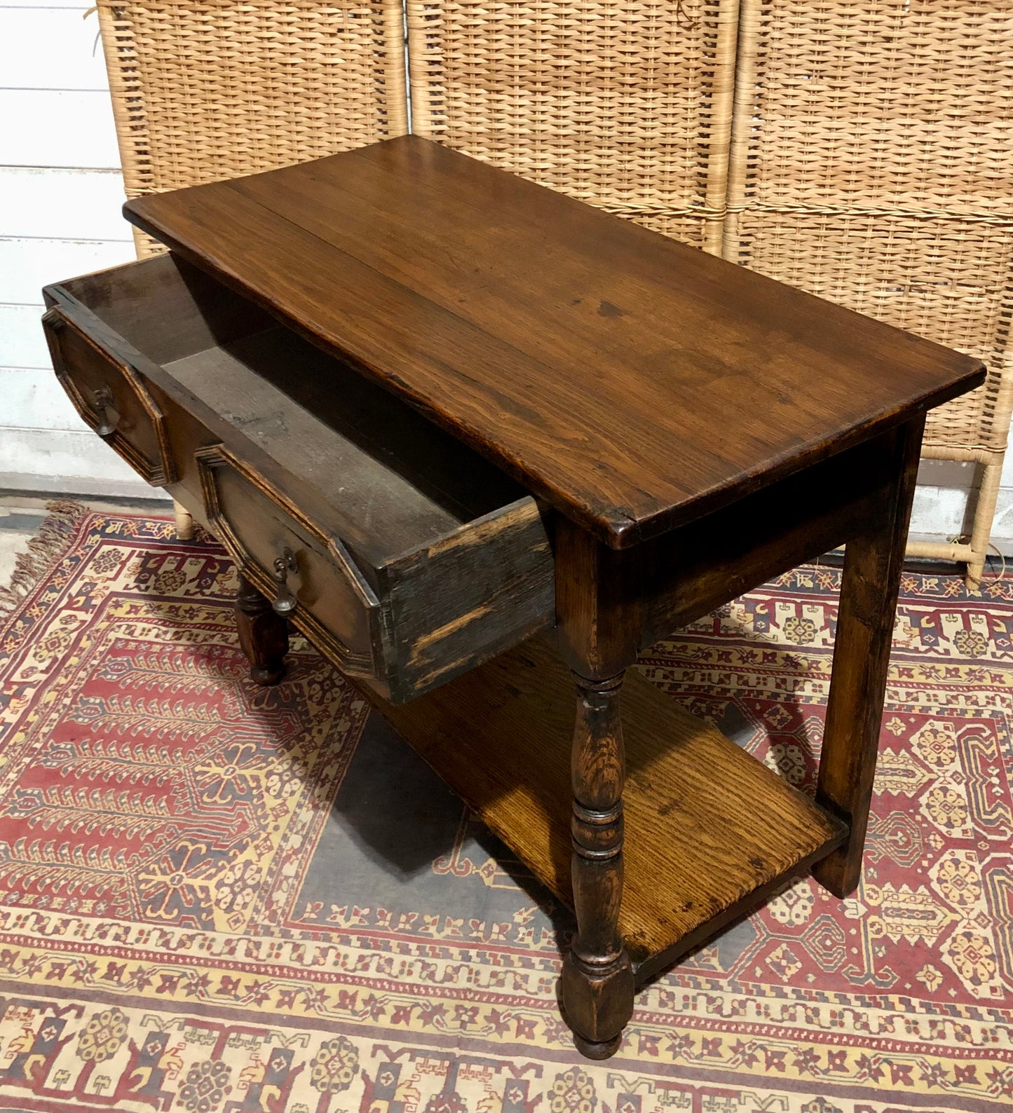 000588....Handsome Antique Jacobean Style Oak Side Table
