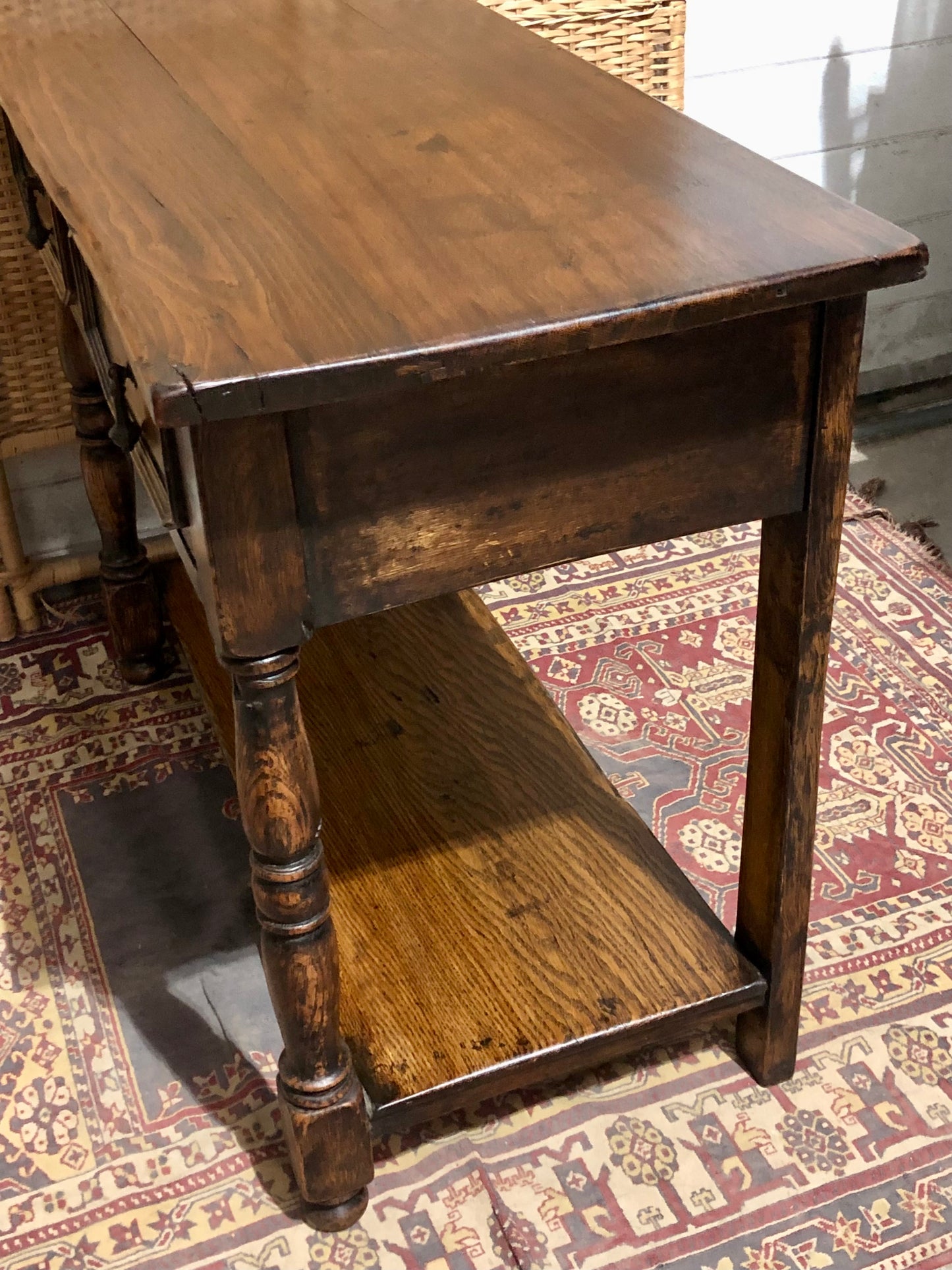 000588....Handsome Antique Jacobean Style Oak Side Table