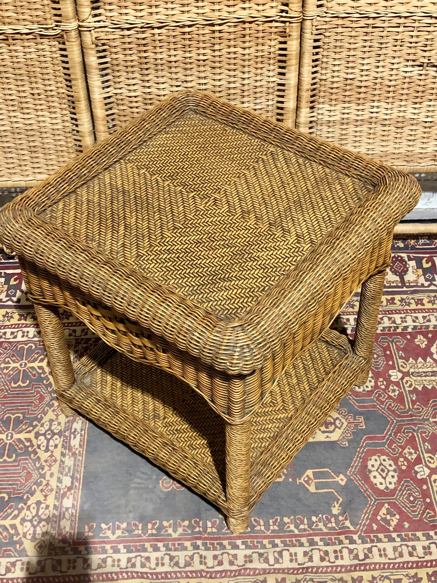 000586....Handsome Vintage Wicker Coffee Table