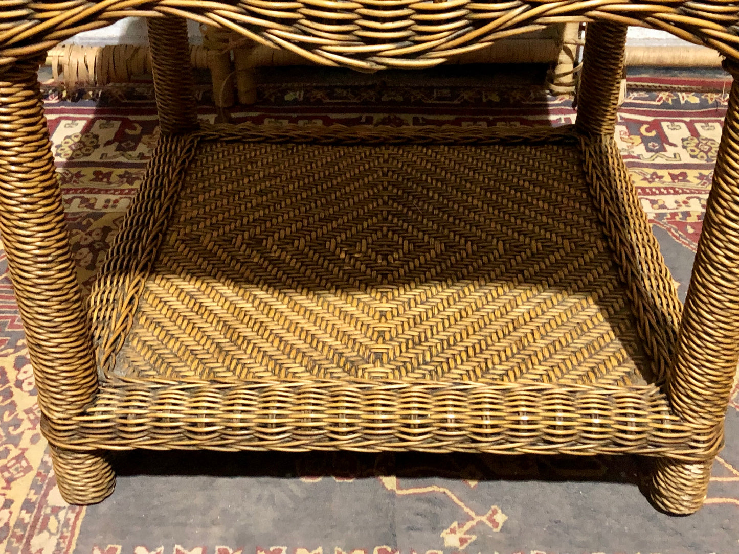 000586....Handsome Vintage Wicker Coffee Table