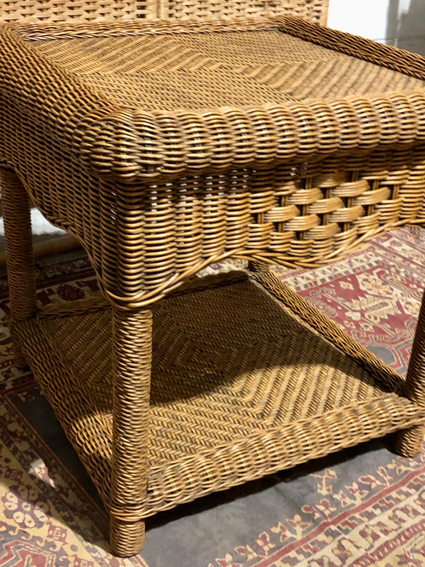 000586....Handsome Vintage Wicker Coffee Table
