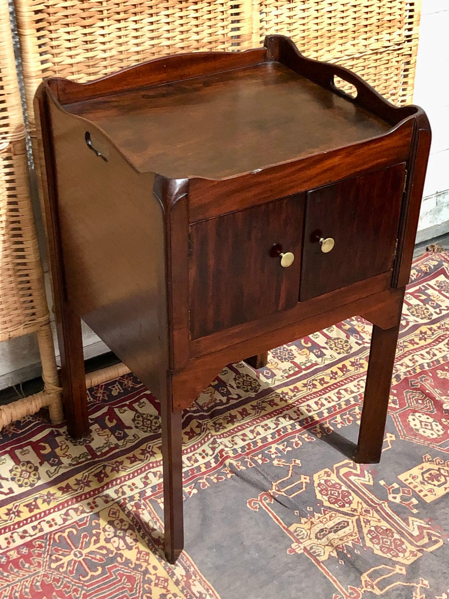000585....Handsome Antique Mahogany Bedside Table