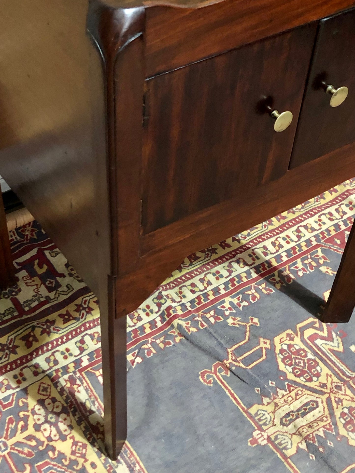 000585....Handsome Antique Mahogany Bedside Table