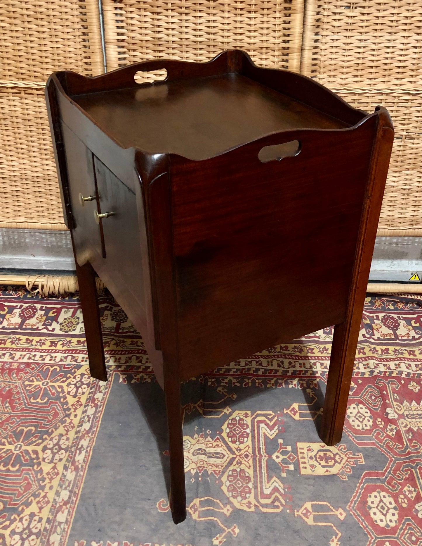 000585....Handsome Antique Mahogany Bedside Table