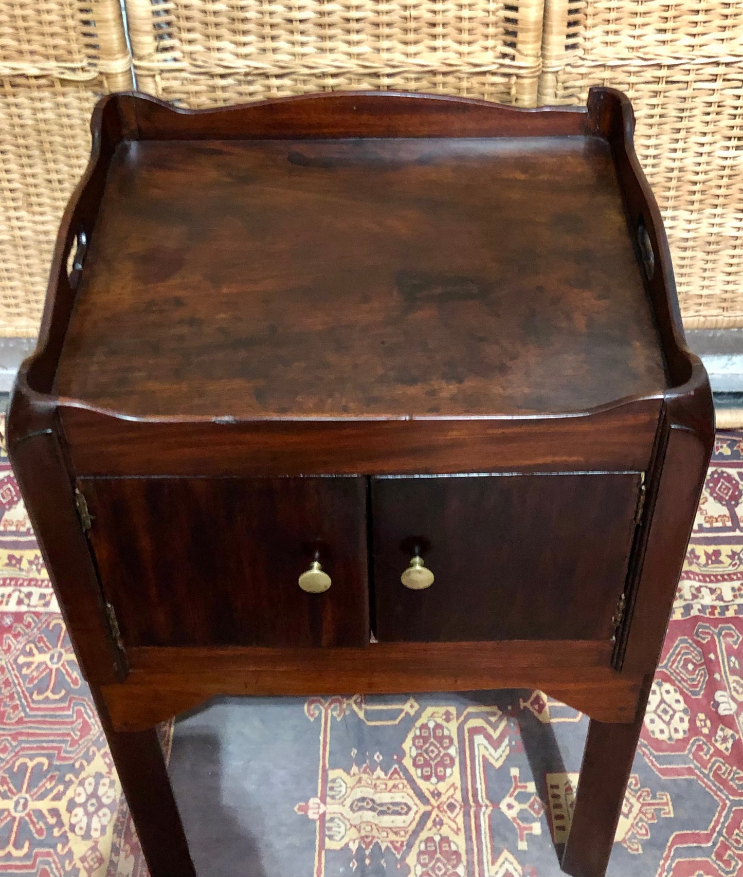 000585....Handsome Antique Mahogany Bedside Table