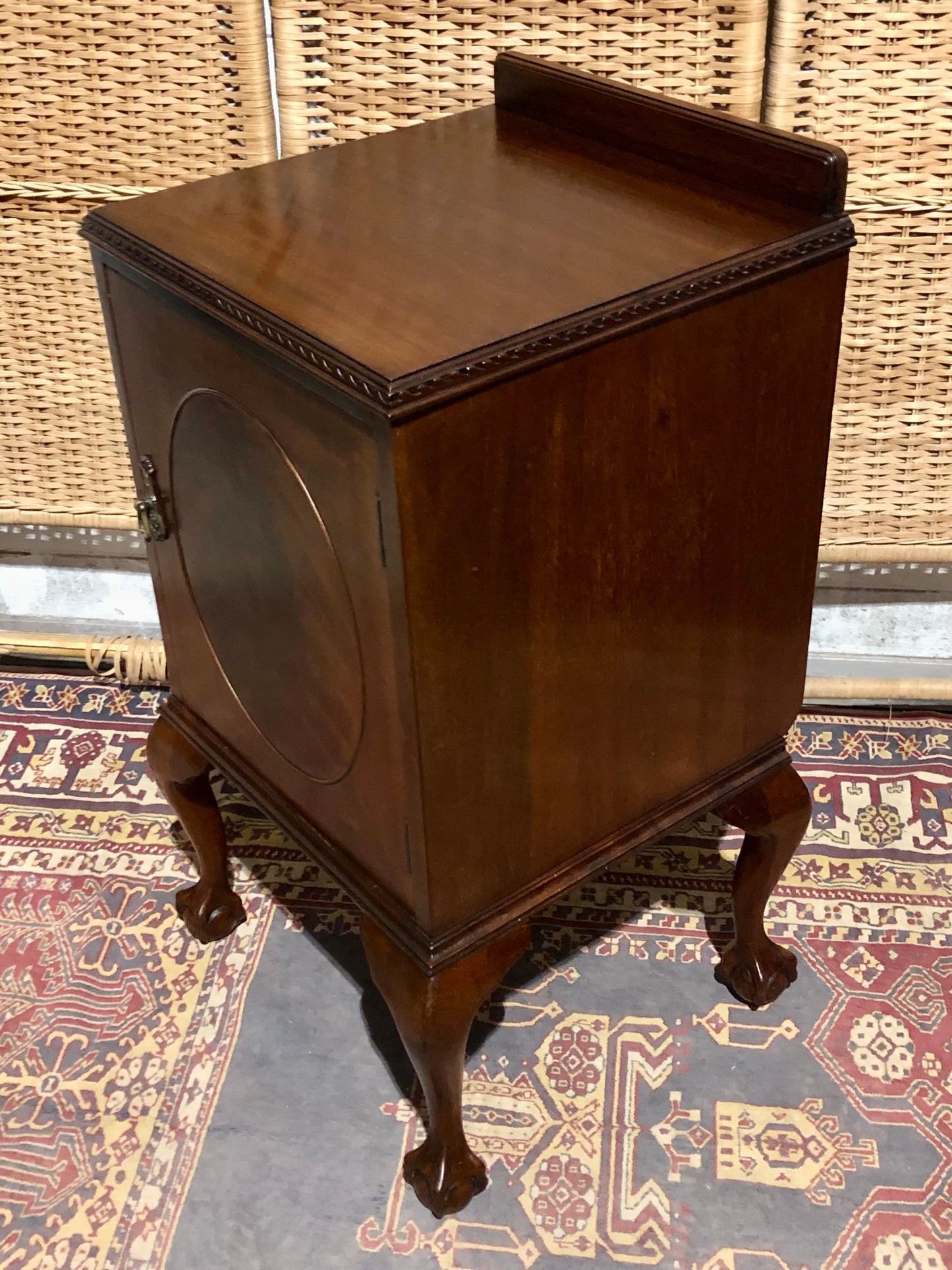 000584....Handsome Pair Of Vintage Mahogany Bedside Tables ( sold )