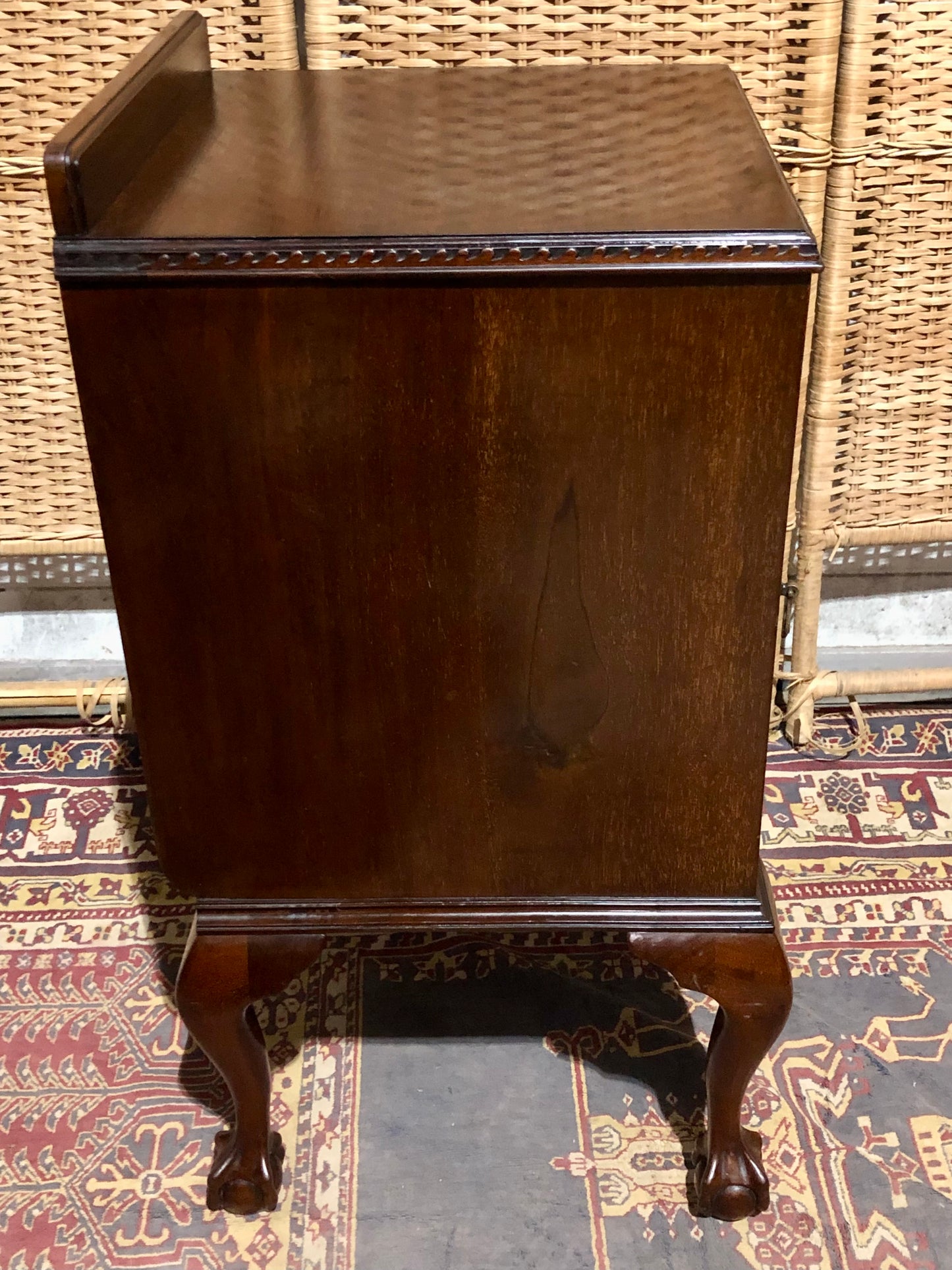 000584....Handsome Pair Of Vintage Mahogany Bedside Tables ( sold )