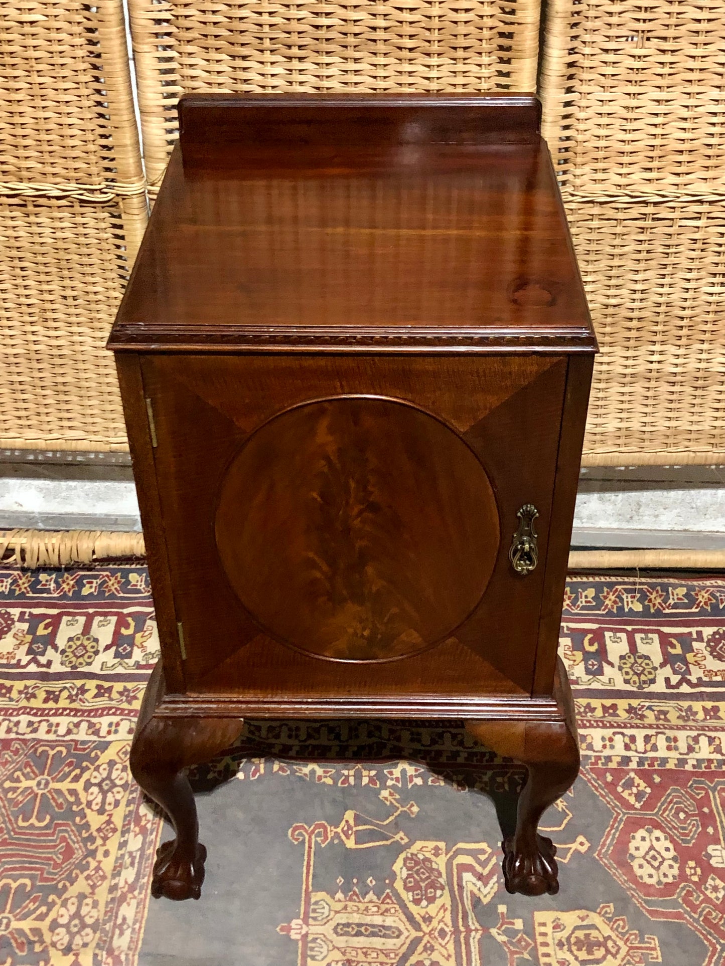 000584....Handsome Pair Of Vintage Mahogany Bedside Tables ( sold )