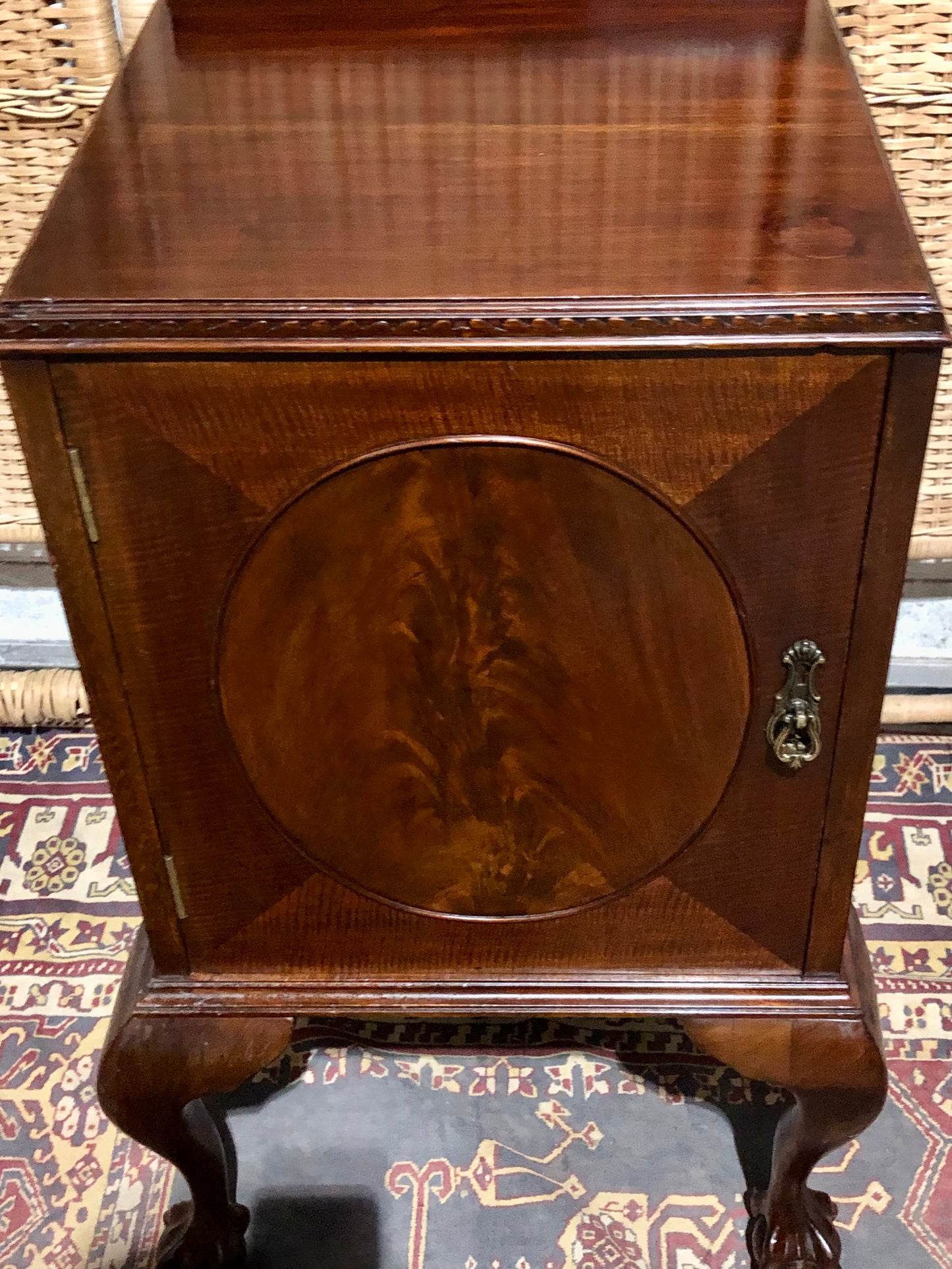 000584....Handsome Pair Of Vintage Mahogany Bedside Tables ( sold )