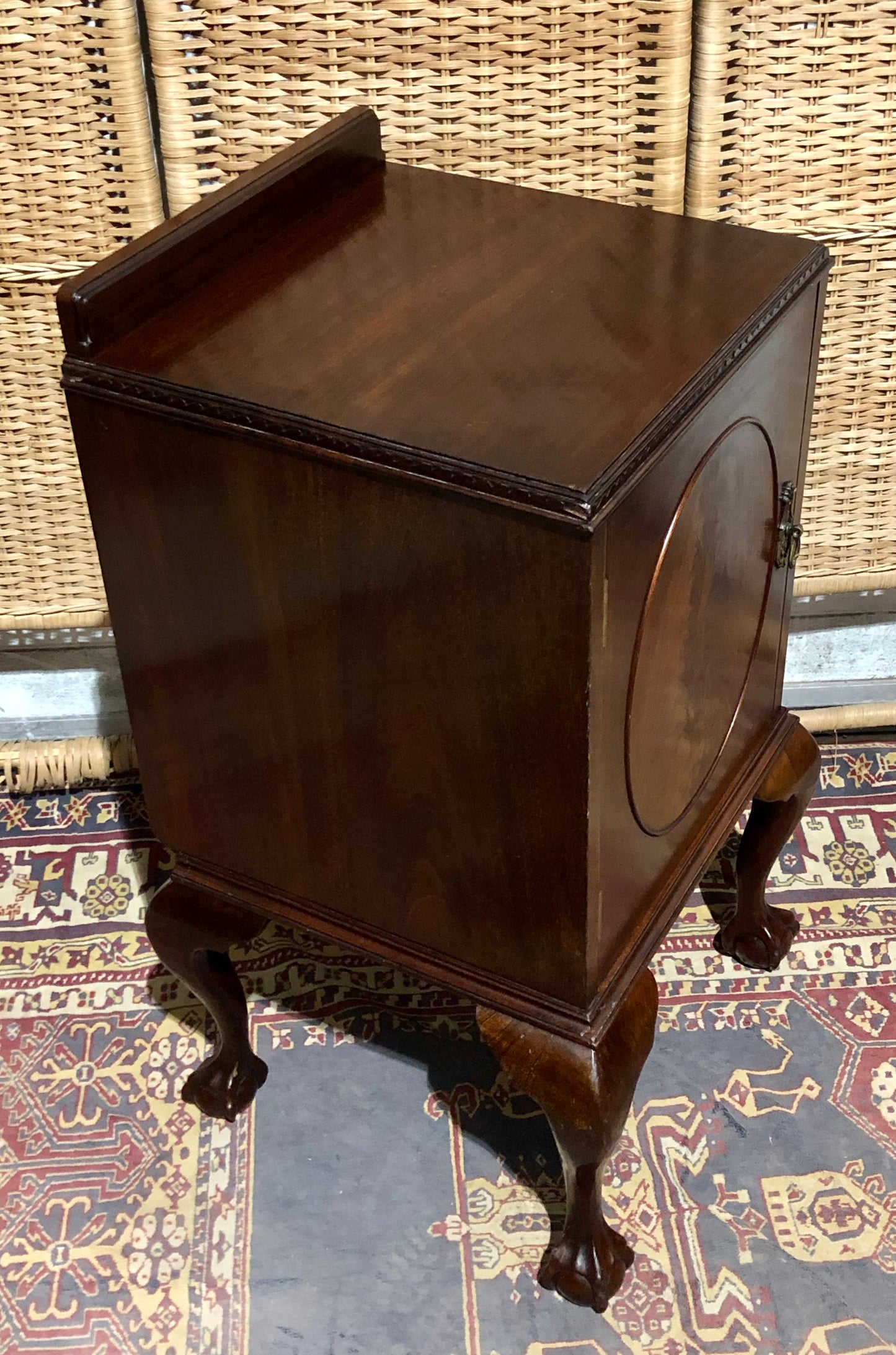 000584....Handsome Pair Of Vintage Mahogany Bedside Tables ( sold )