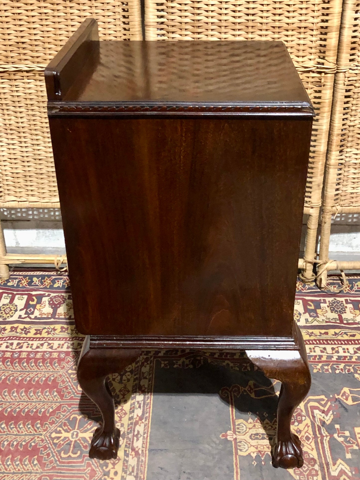 000584....Handsome Pair Of Vintage Mahogany Bedside Tables ( sold )
