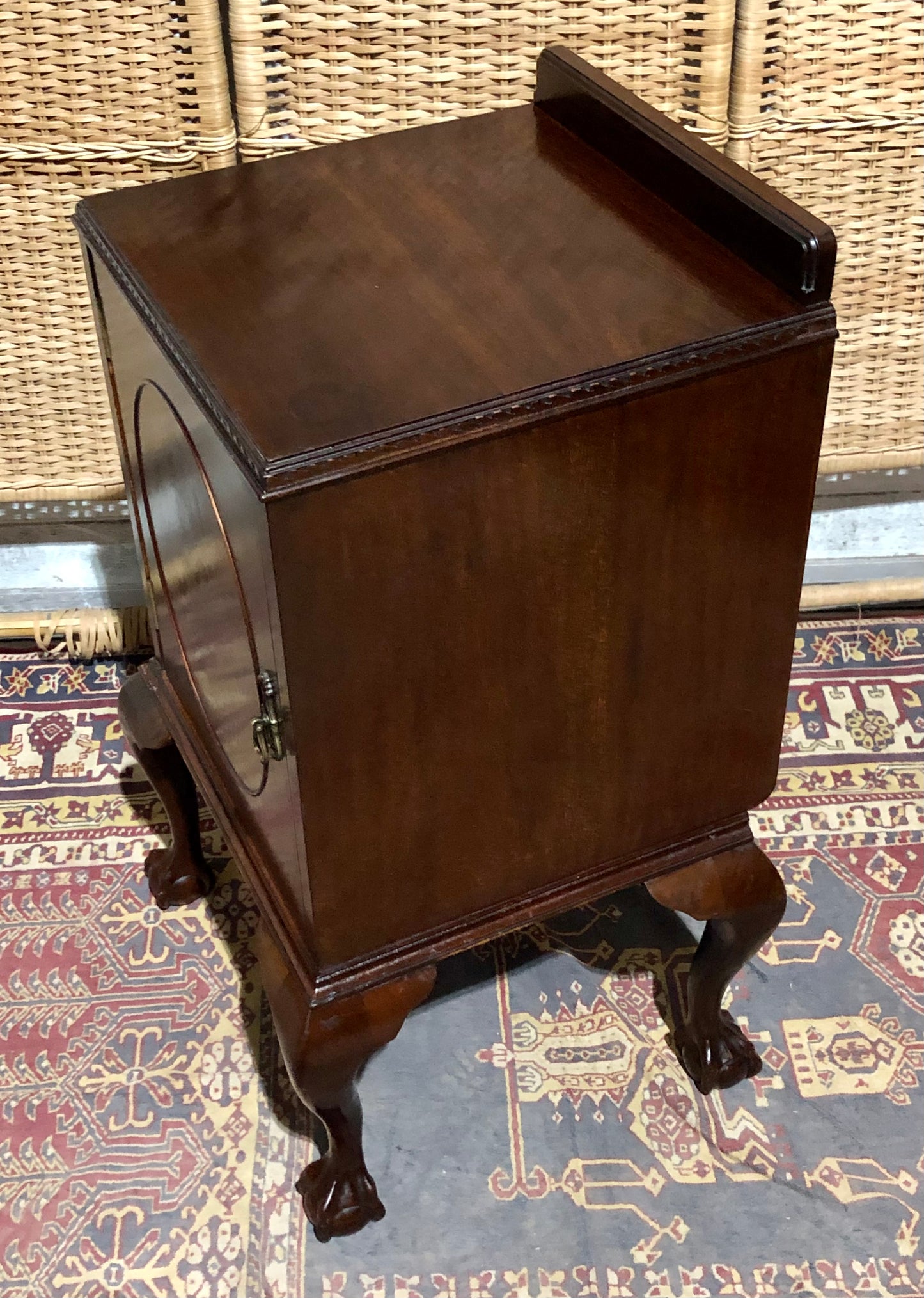 000584....Handsome Pair Of Vintage Mahogany Bedside Tables ( sold )