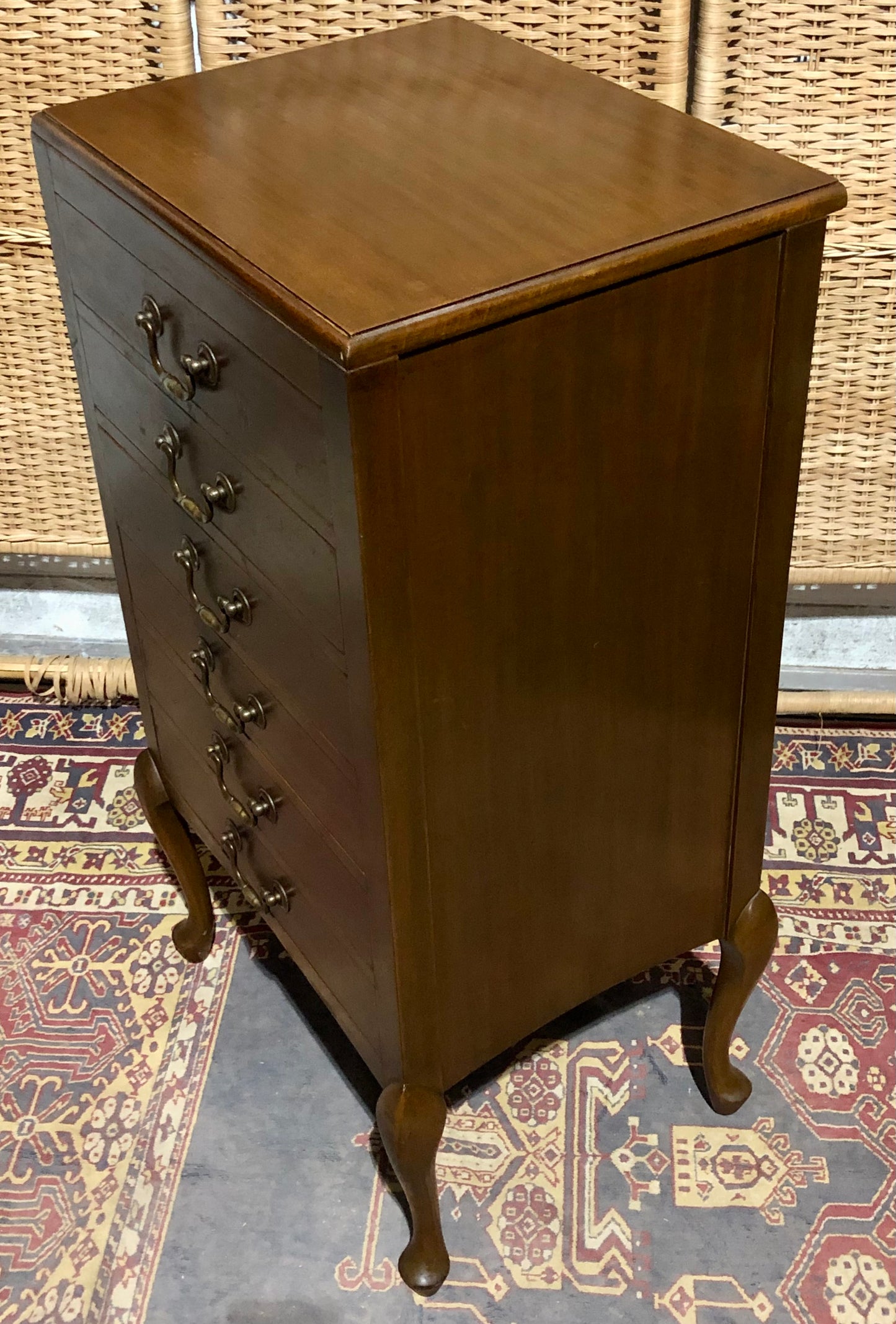 000582....Handsome Art Deco Style Music Chest / Cabinet