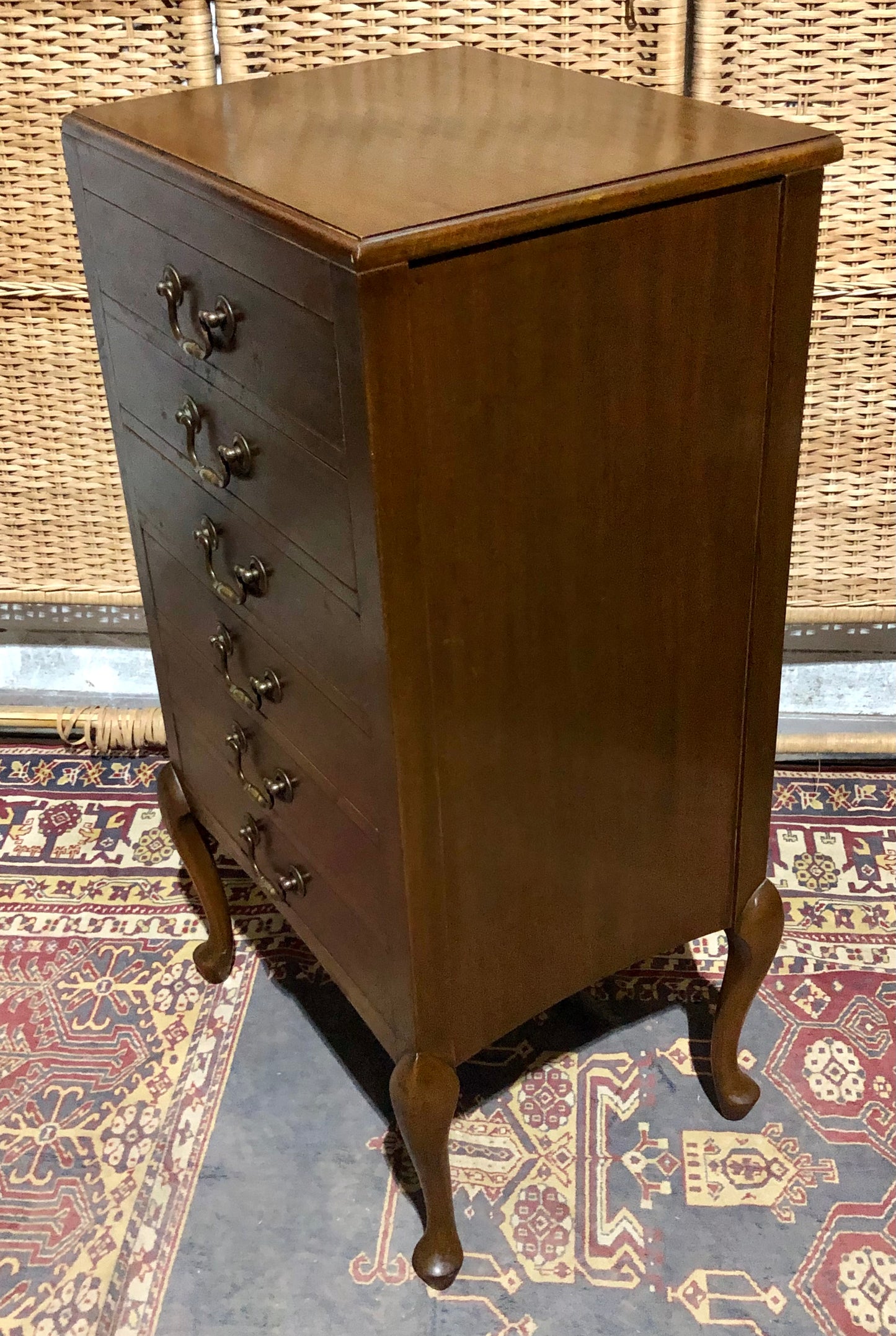 000582....Handsome Art Deco Style Music Chest / Cabinet