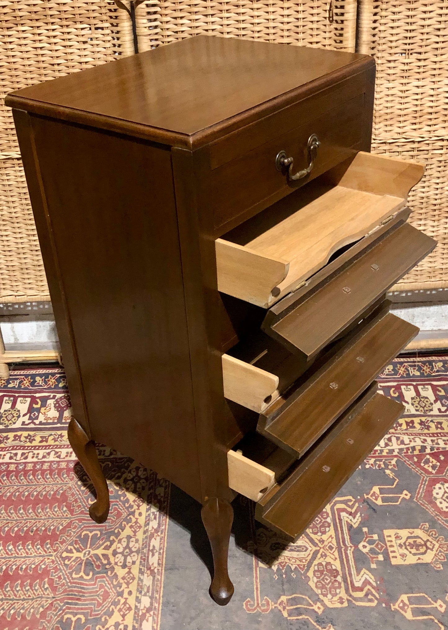 000582....Handsome Art Deco Style Music Chest / Cabinet