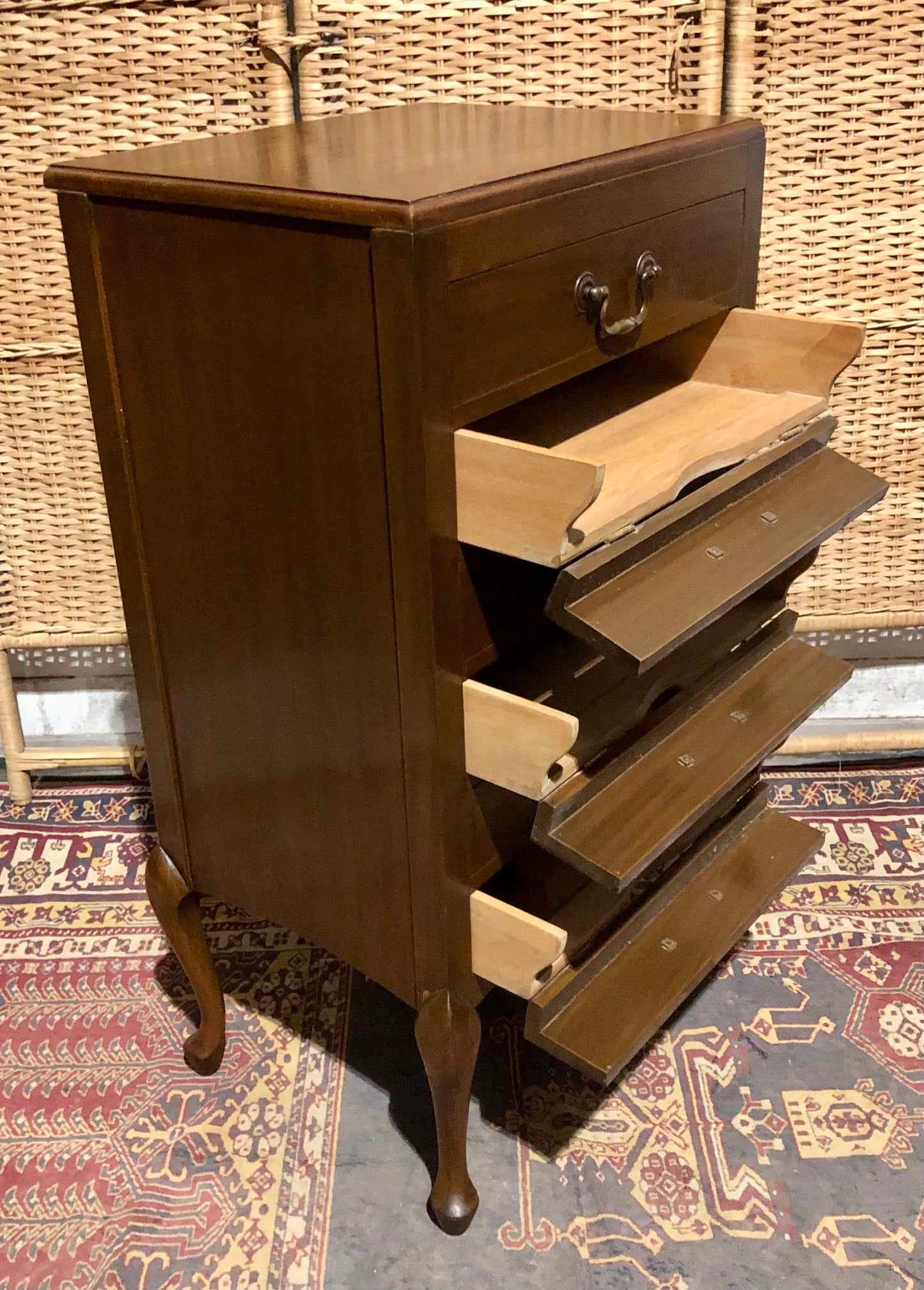 000582....Handsome Art Deco Style Music Chest / Cabinet