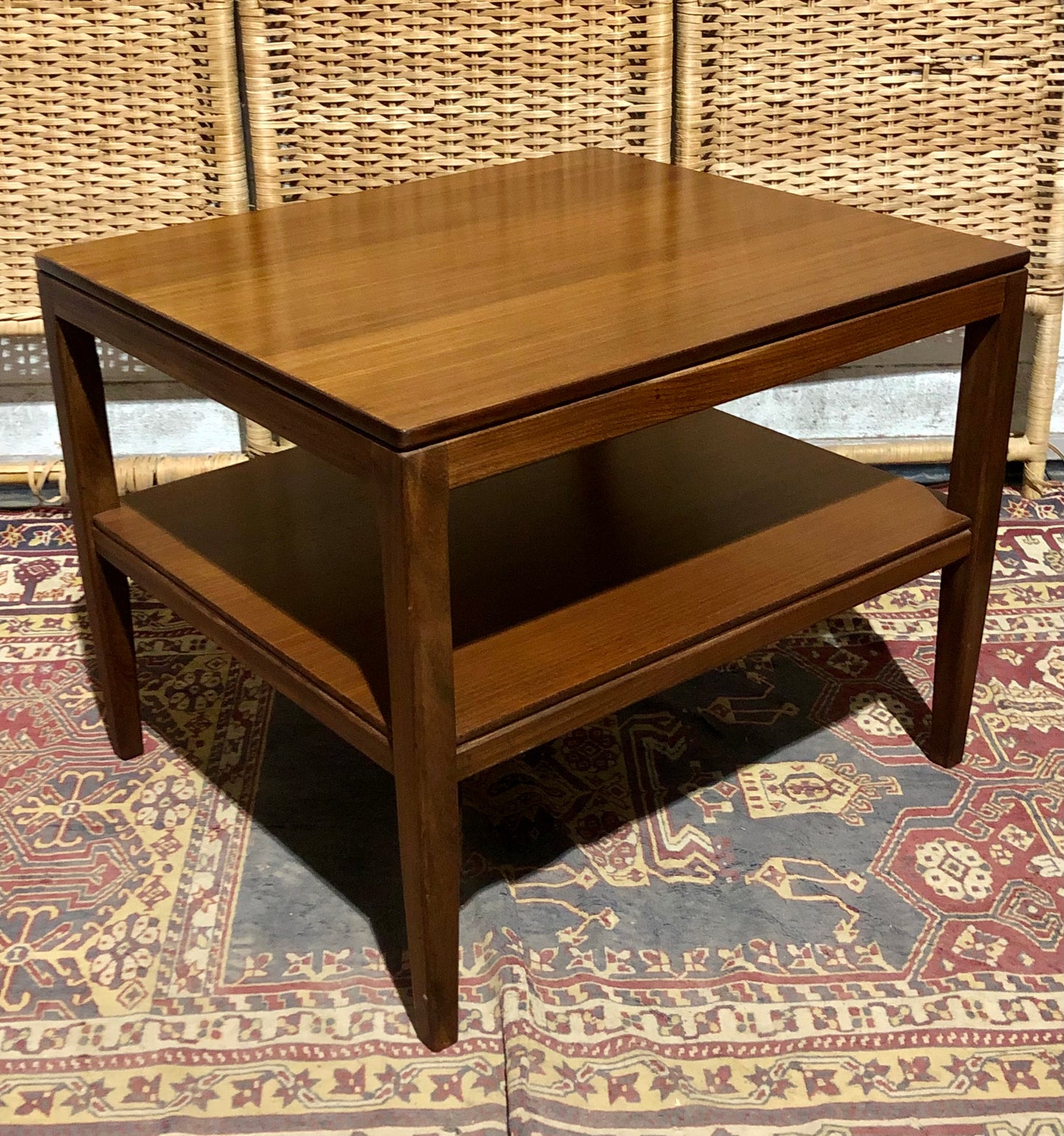 000581....Handsome Teak Retro Coffee Table