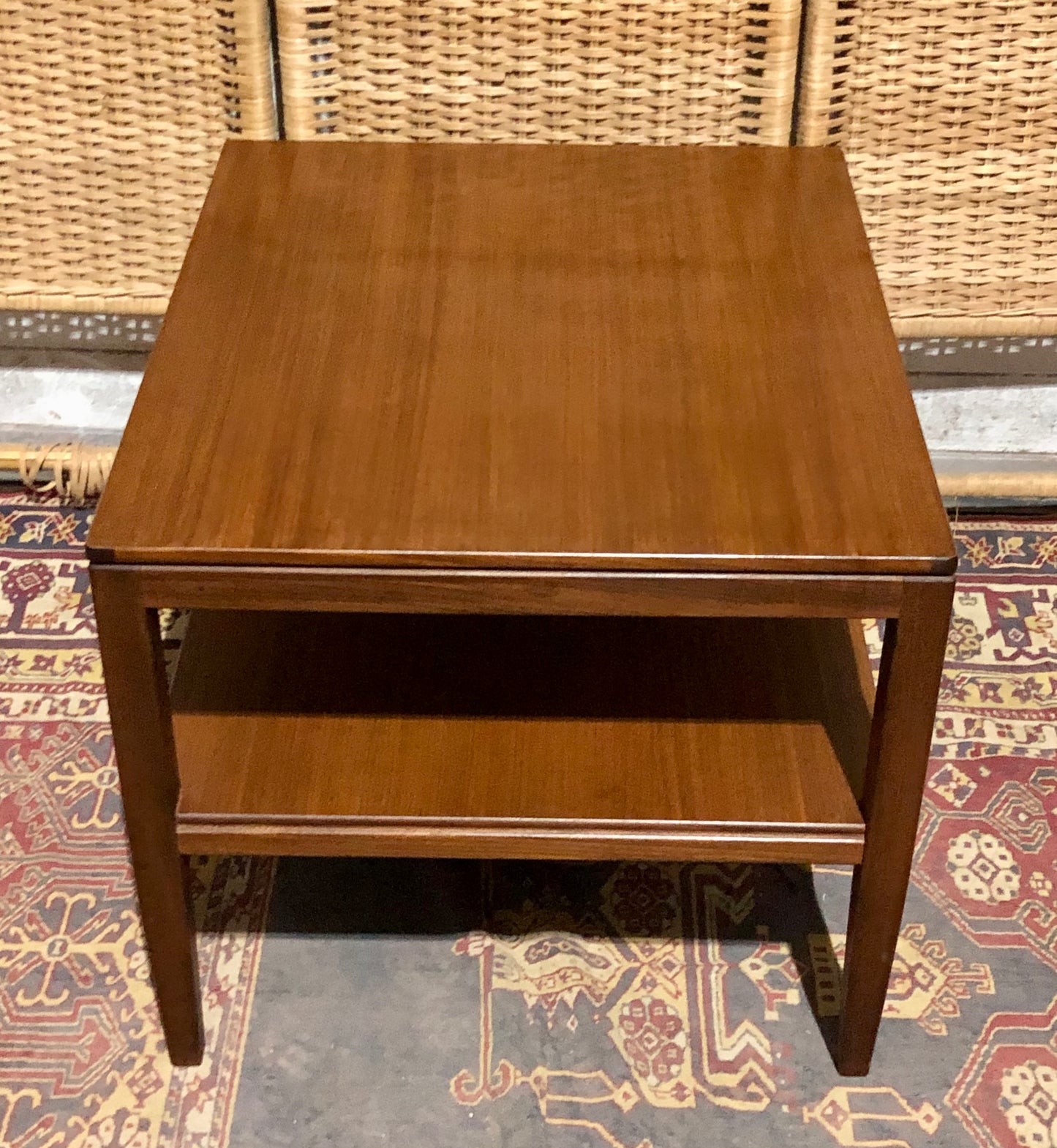000581....Handsome Teak Retro Coffee Table