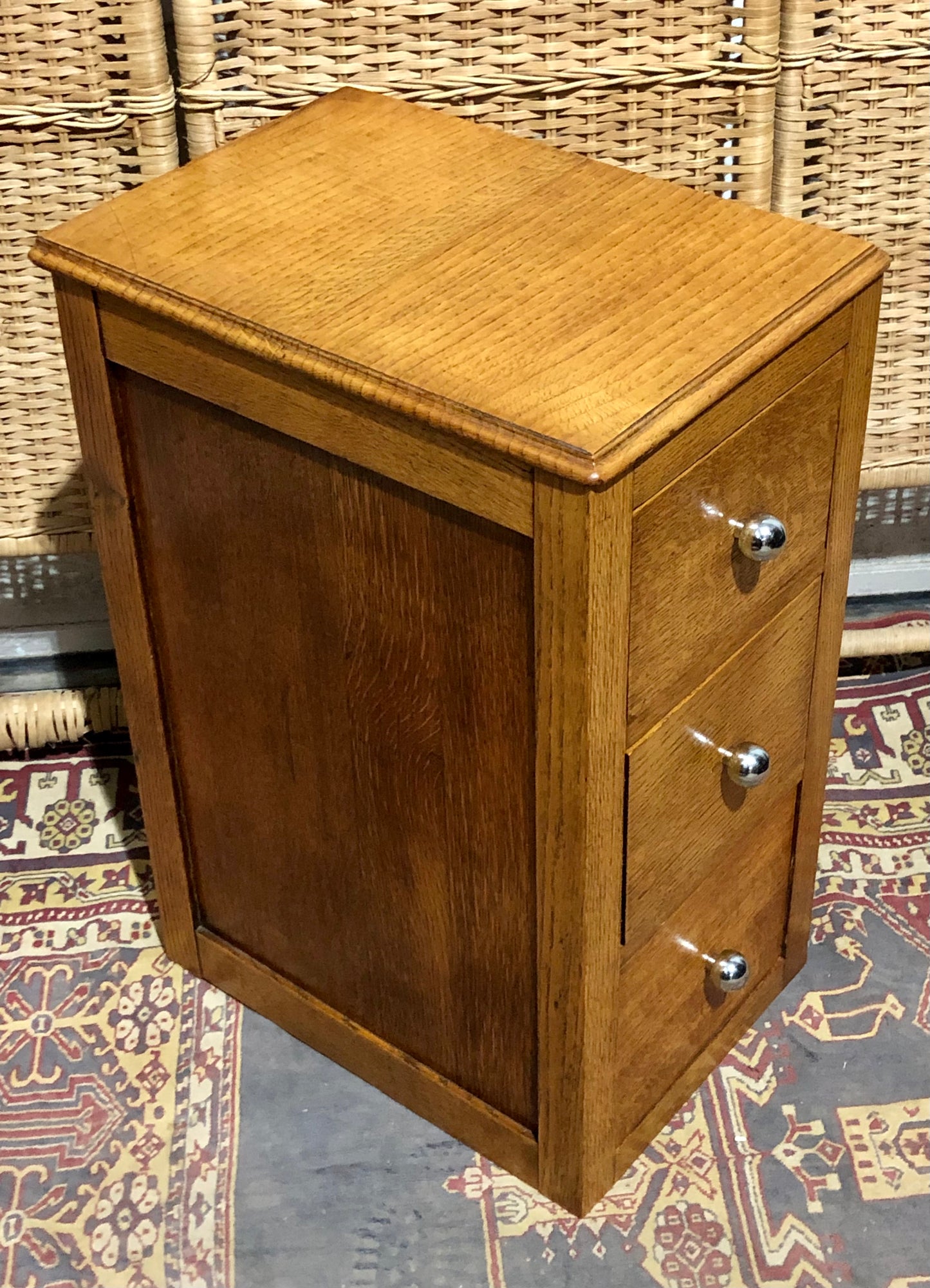 000578....Handsome Pair Of Solid Oak Art Deco Style Bedside Chests