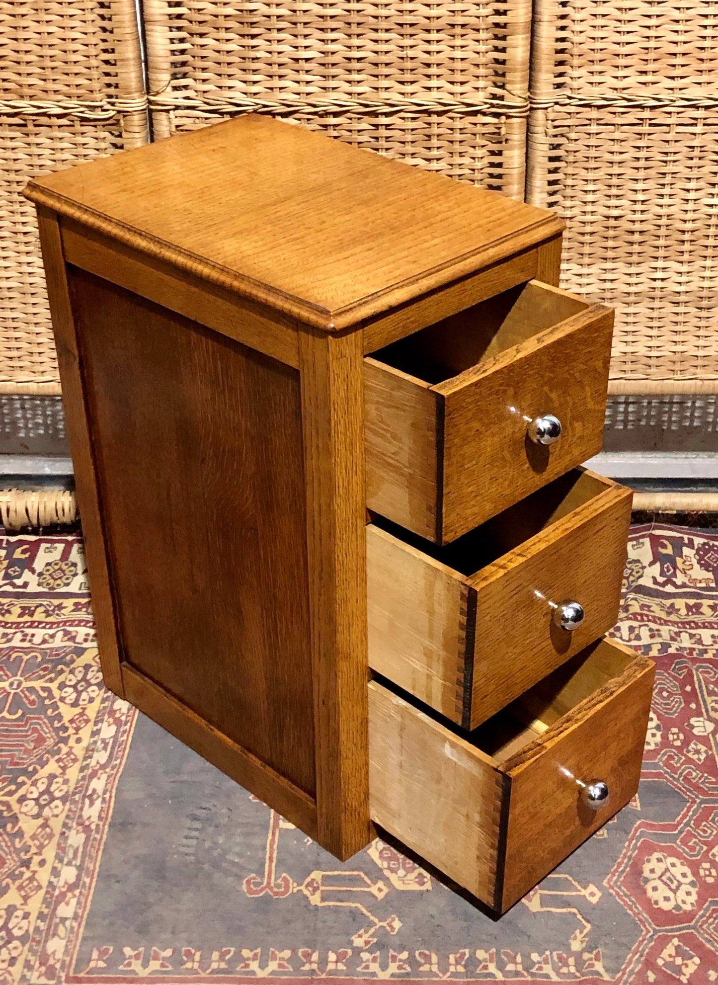 000578....Handsome Pair Of Solid Oak Art Deco Style Bedside Chests