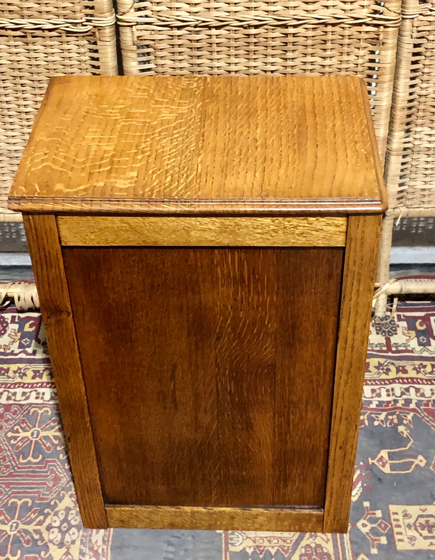 000578....Handsome Pair Of Solid Oak Art Deco Style Bedside Chests