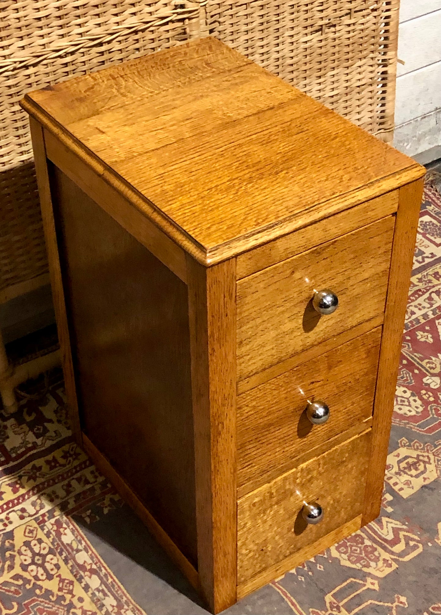 000578....Handsome Pair Of Solid Oak Art Deco Style Bedside Chests