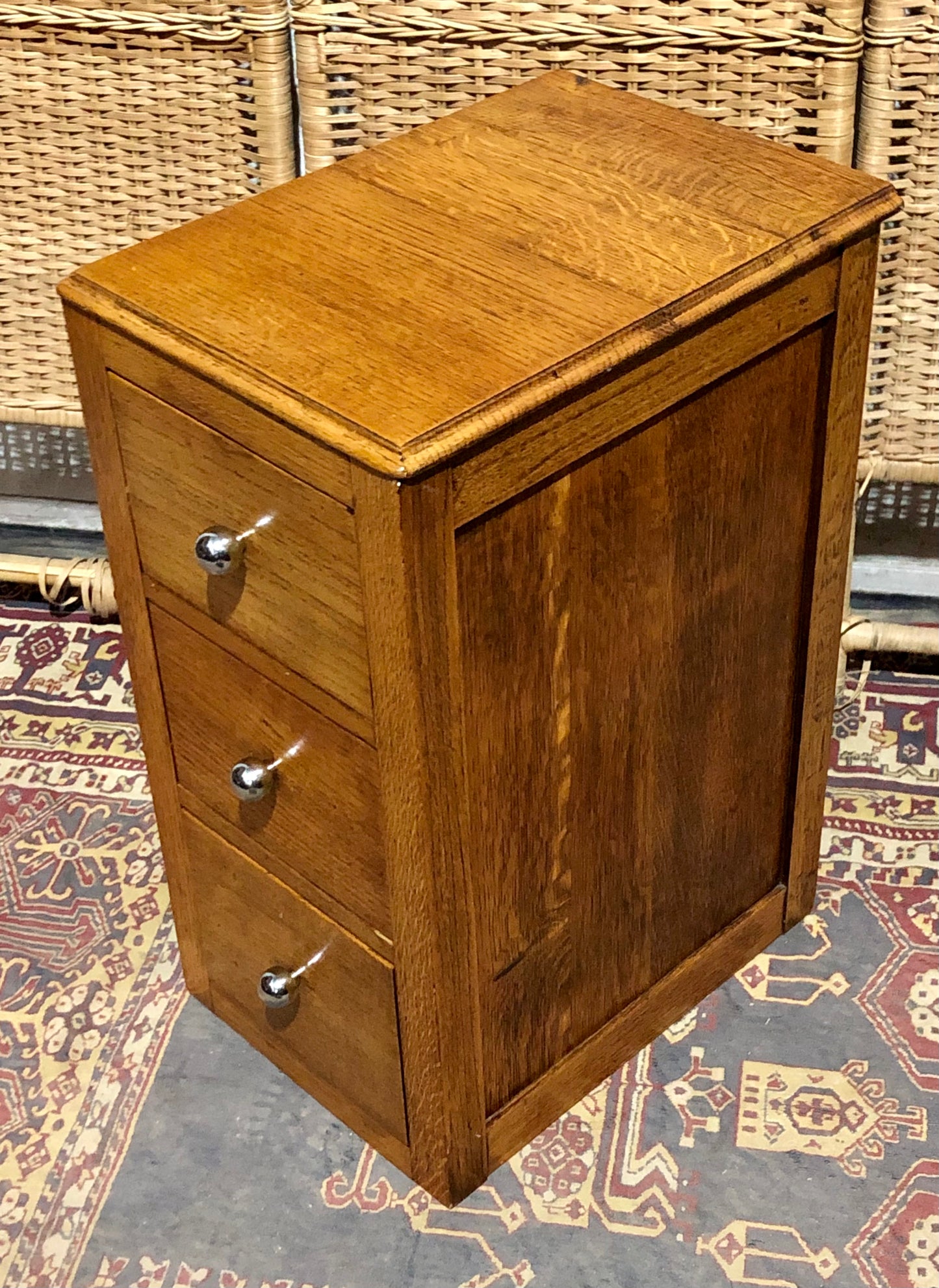000578....Handsome Pair Of Solid Oak Art Deco Style Bedside Chests