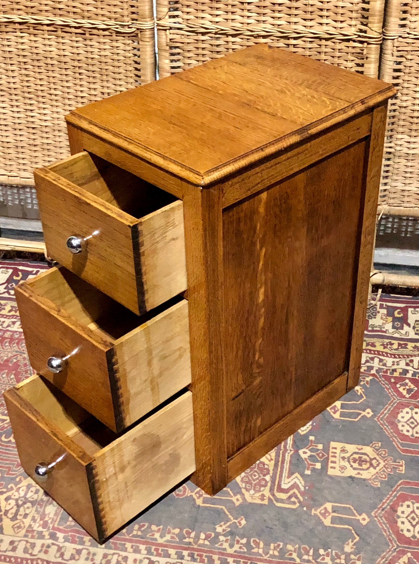 000578....Handsome Pair Of Solid Oak Art Deco Style Bedside Chests