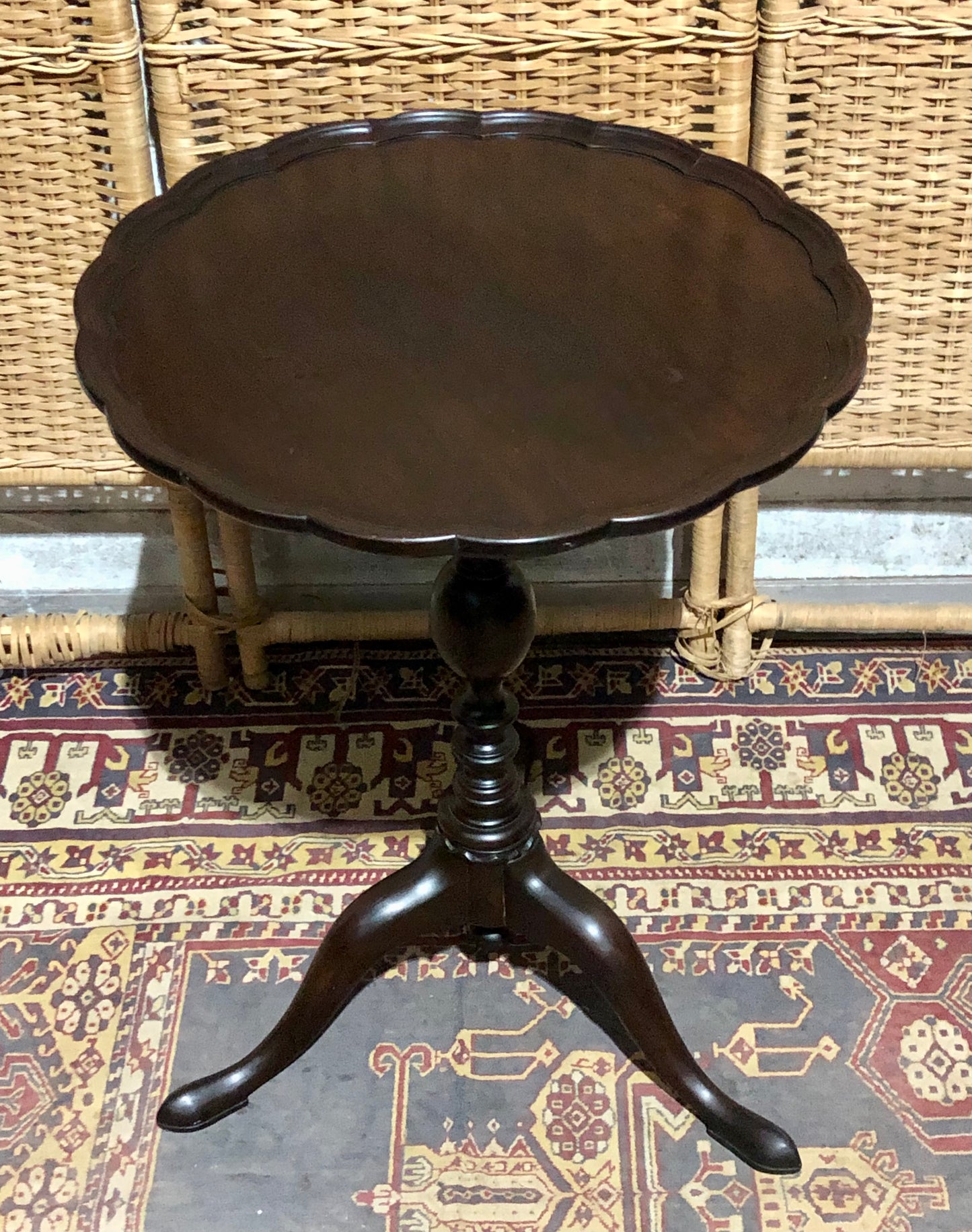 000575....Handsome Georgian Mahogany Wine/Occasional Table