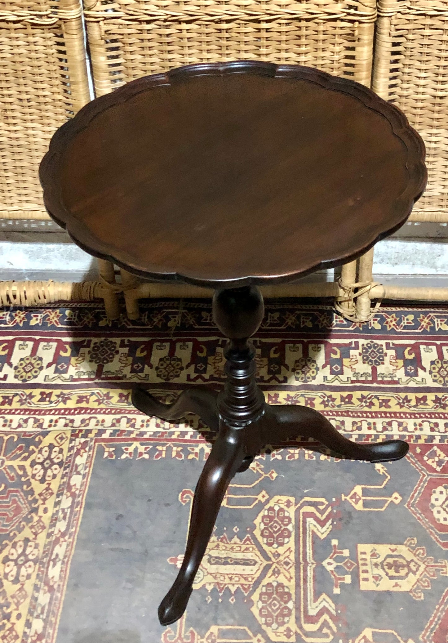 000575....Handsome Georgian Mahogany Wine/Occasional Table