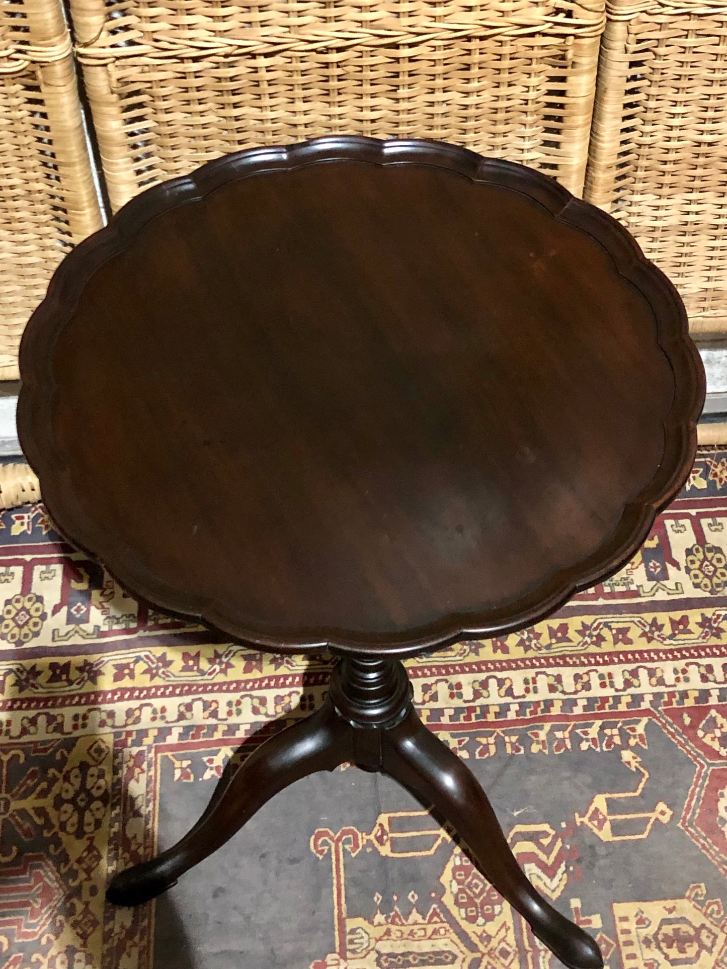 000575....Handsome Georgian Mahogany Wine/Occasional Table