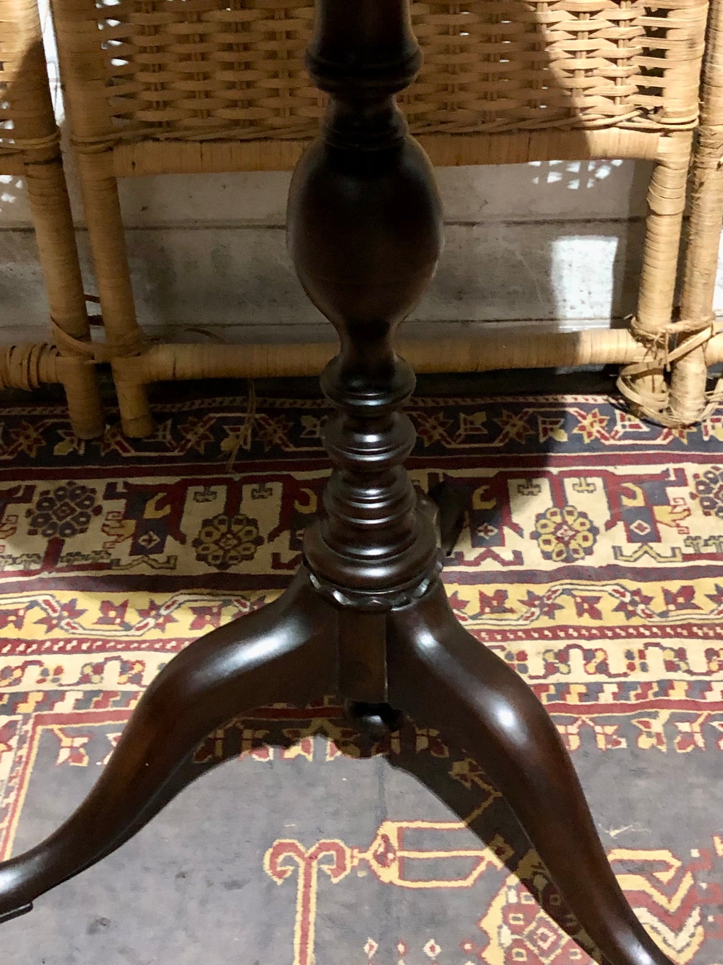 000575....Handsome Georgian Mahogany Wine/Occasional Table