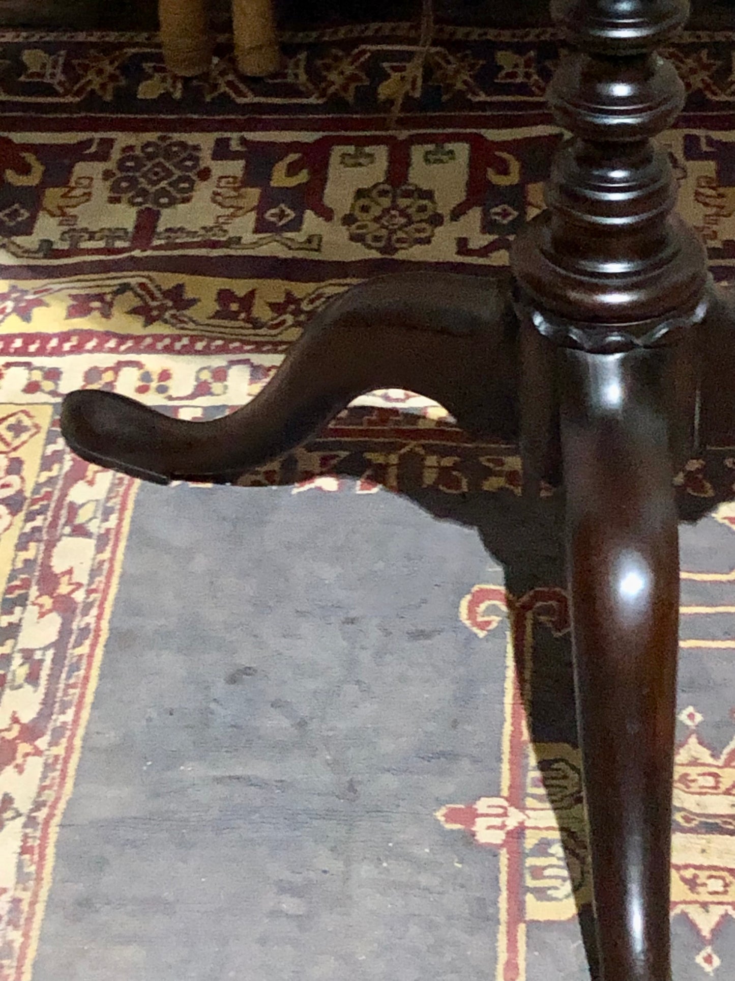 000575....Handsome Georgian Mahogany Wine/Occasional Table