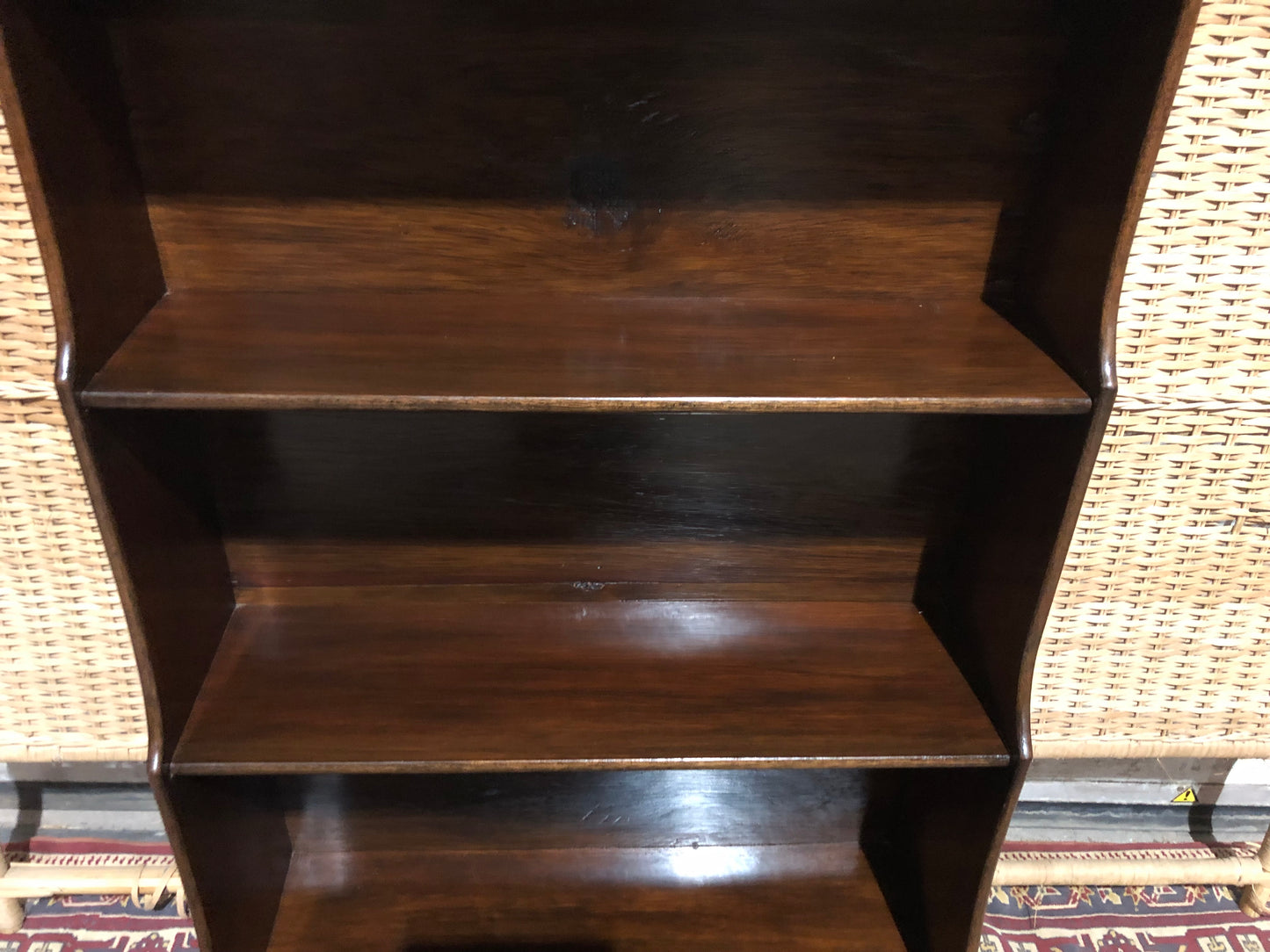 000574....Handsome Vintage Mahogany Bookcase