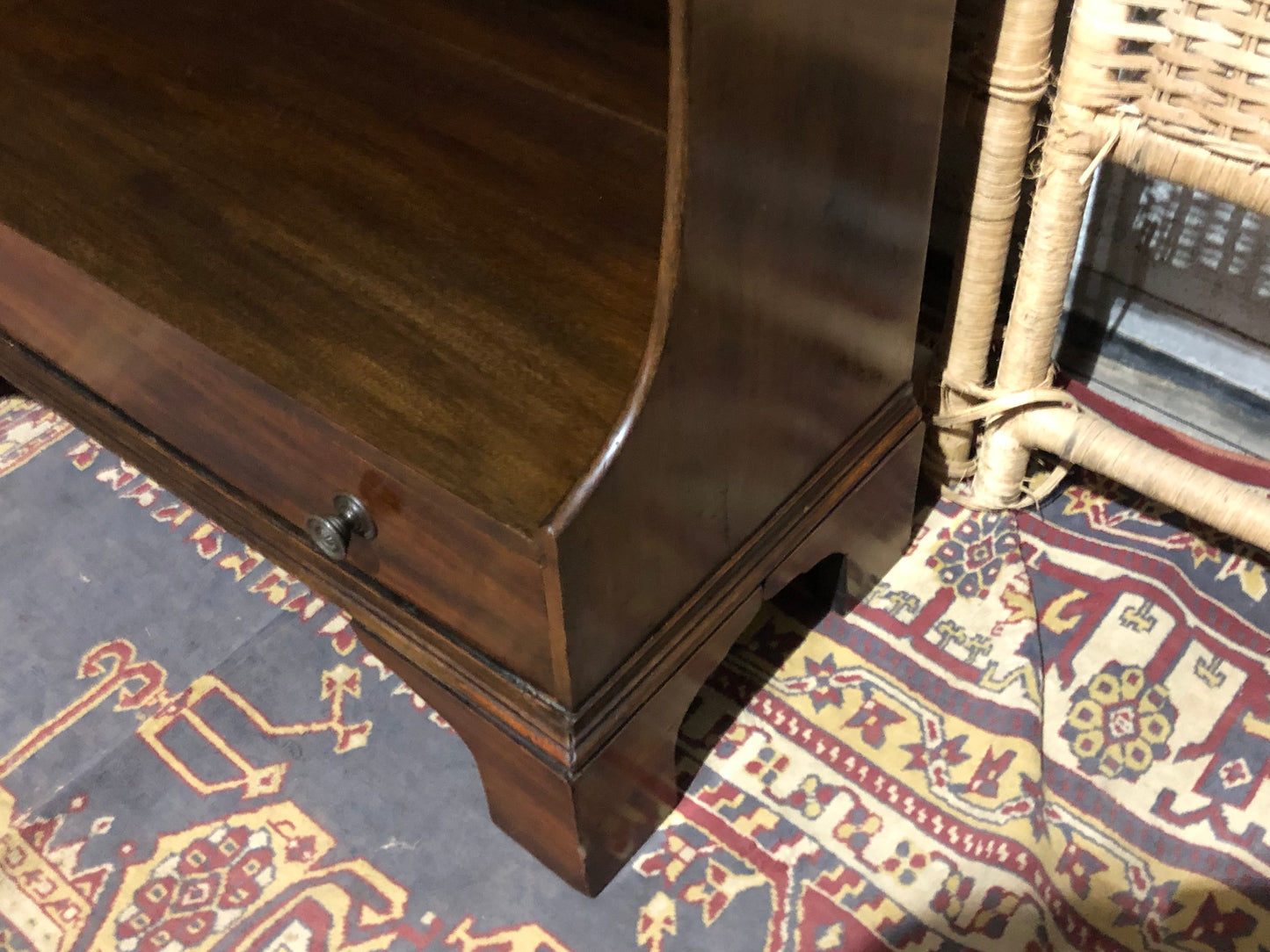 000574....Handsome Vintage Mahogany Bookcase