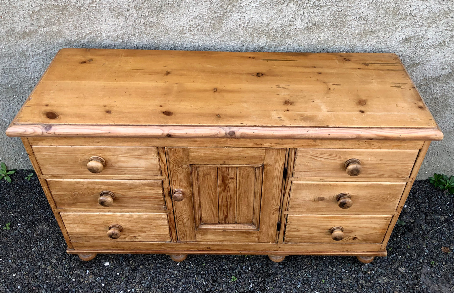 000572....Handsome Antique Pine Sideboard/Dresser Base