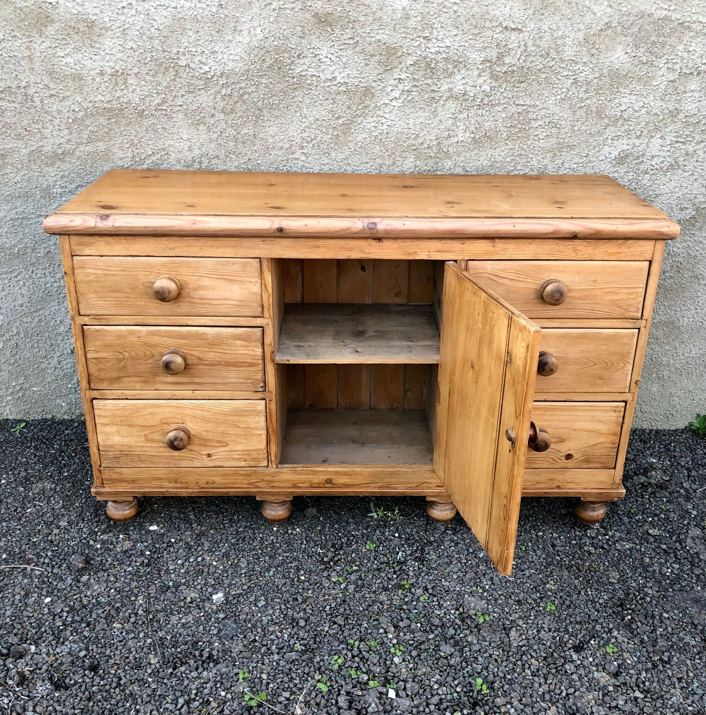 000572....Handsome Antique Pine Sideboard/Dresser Base