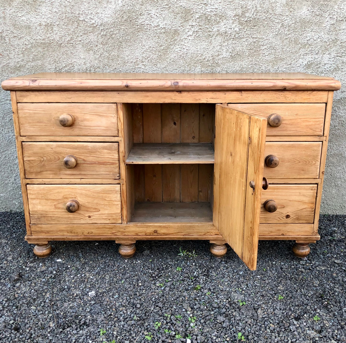 000572....Handsome Antique Pine Sideboard/Dresser Base