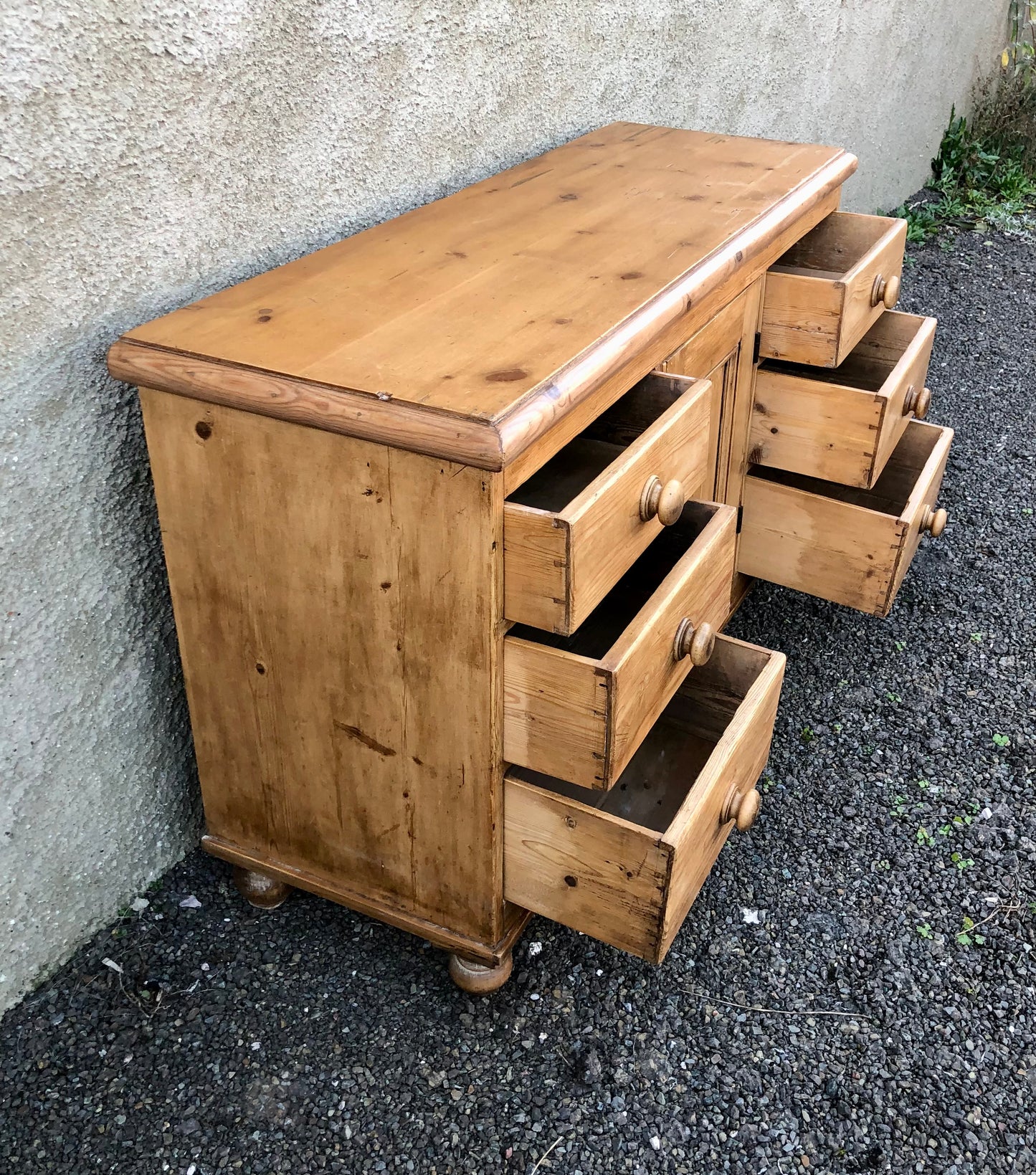 000572....Handsome Antique Pine Sideboard/Dresser Base