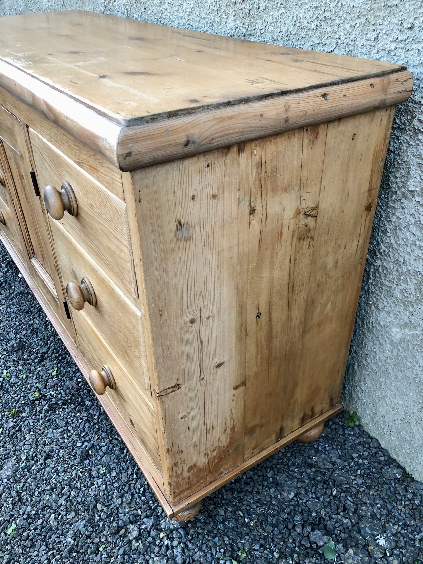 000572....Handsome Antique Pine Sideboard/Dresser Base